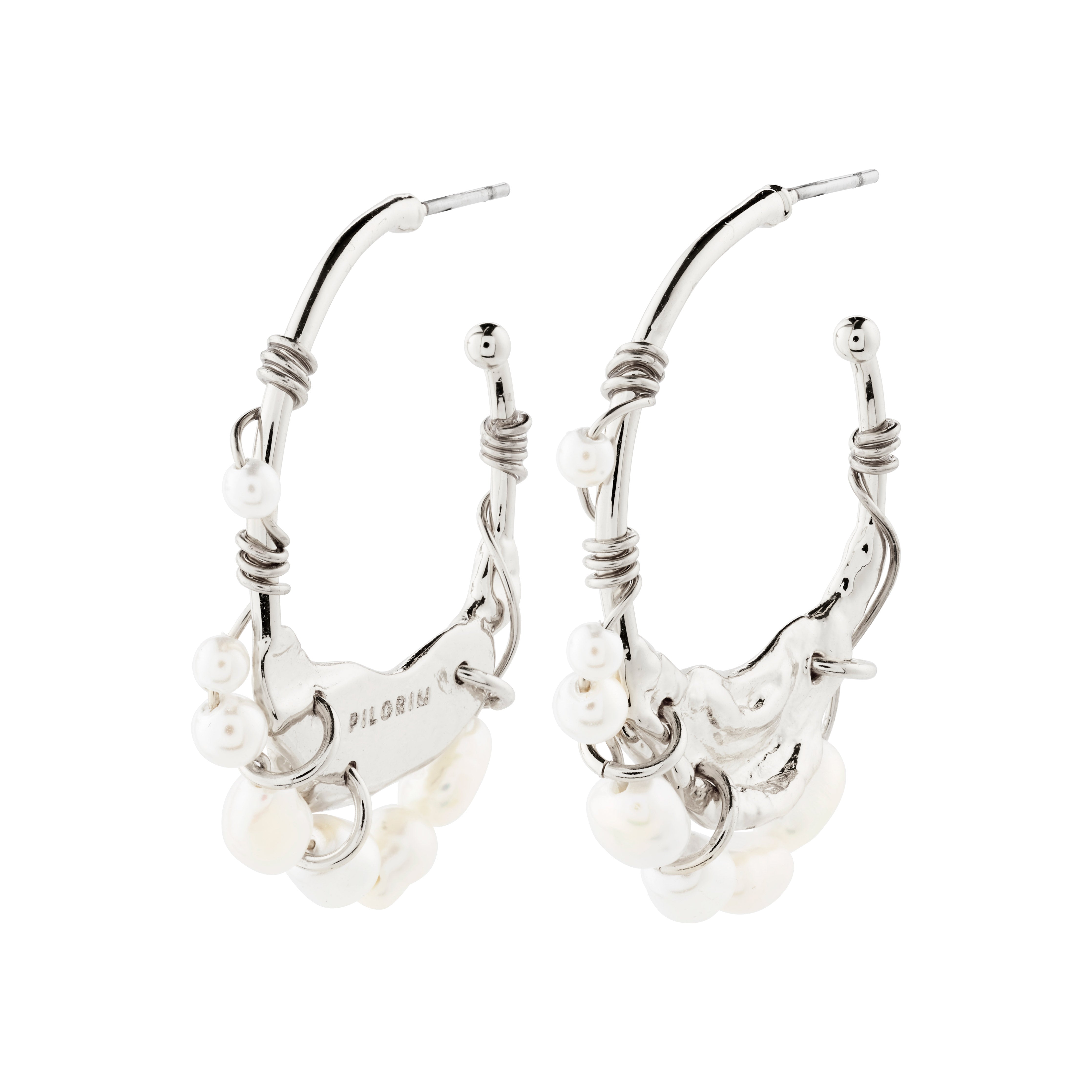 FOCUS hoop earrings, silver-plated, featuring an organic design with genuine freshwater pearls, showcasing Pilgrim's handcrafted, eco-friendly style.