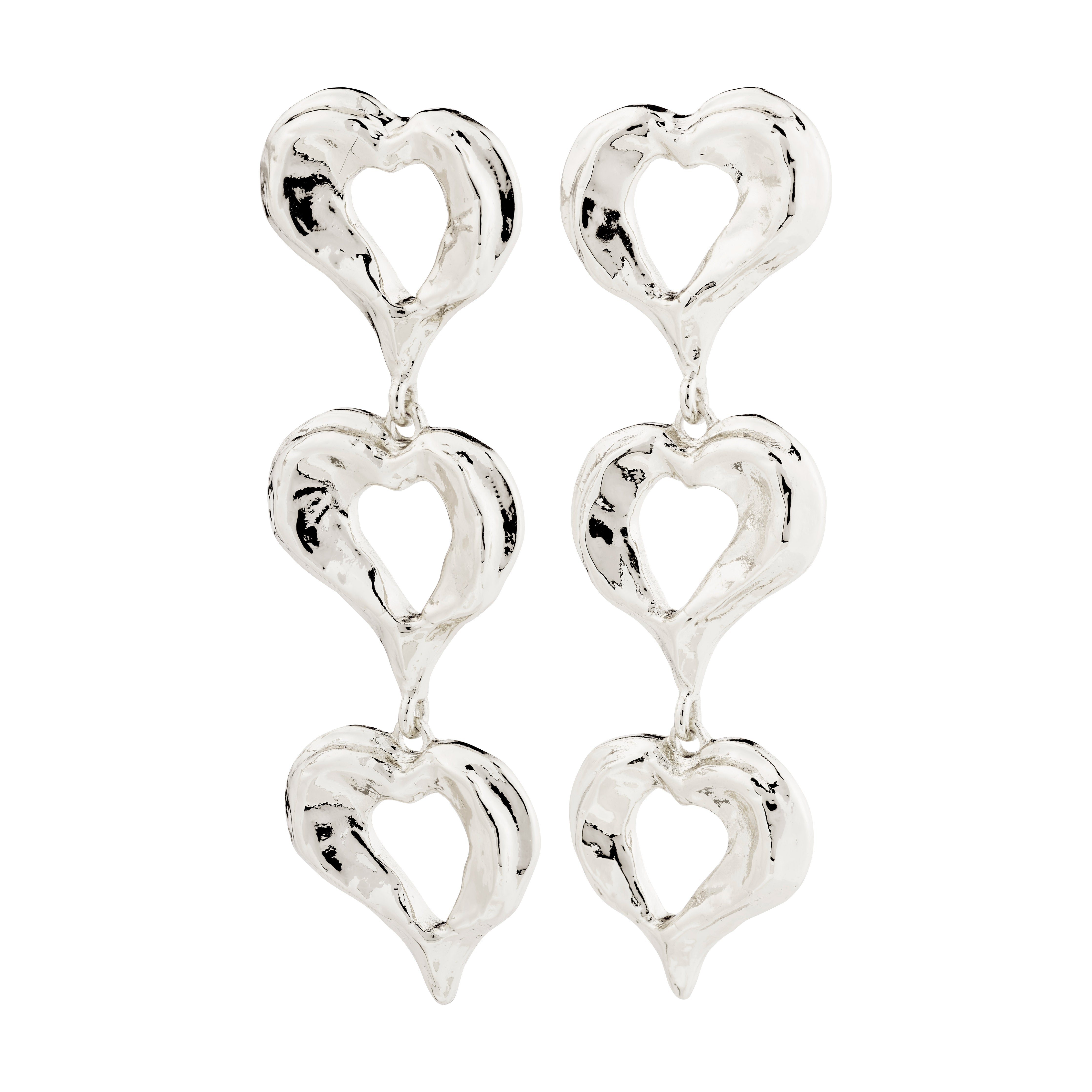 Silver-plated TIDE earrings featuring organically shaped heart rows, embodying Pilgrim's trendy, eco-friendly style, perfect for summer fashion and personal expression.