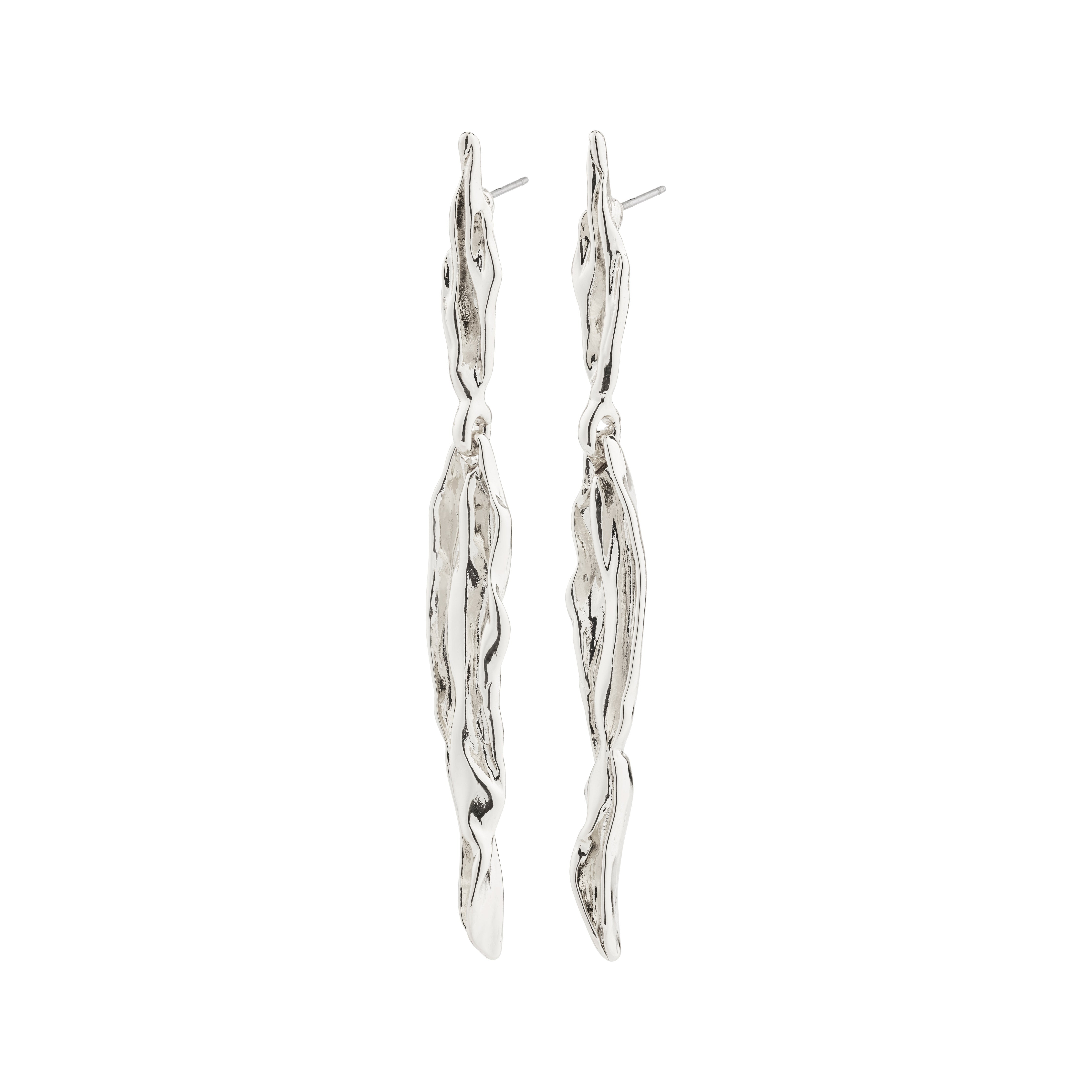 FEEL earrings silver-plated, showcasing a sleek, wavy design inspired by nature, embodying Pilgrim's blend of classic and trendy styles. Made from 97% recycled material.
