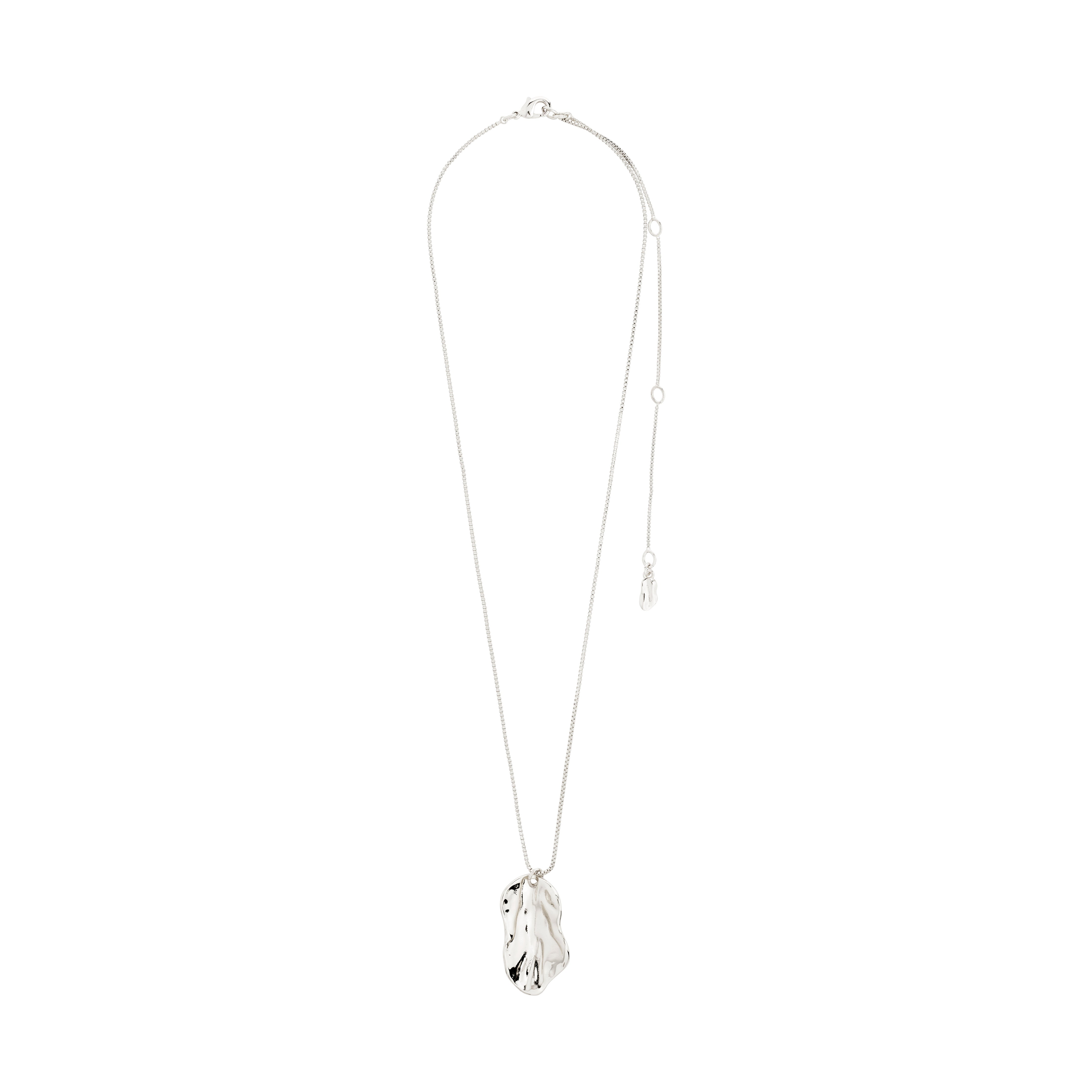 ECLIPSE necklace silver-plated with organic leaf pendant and wavy finish on a slim curb chain, embodying a handcrafted essence and urban edge.