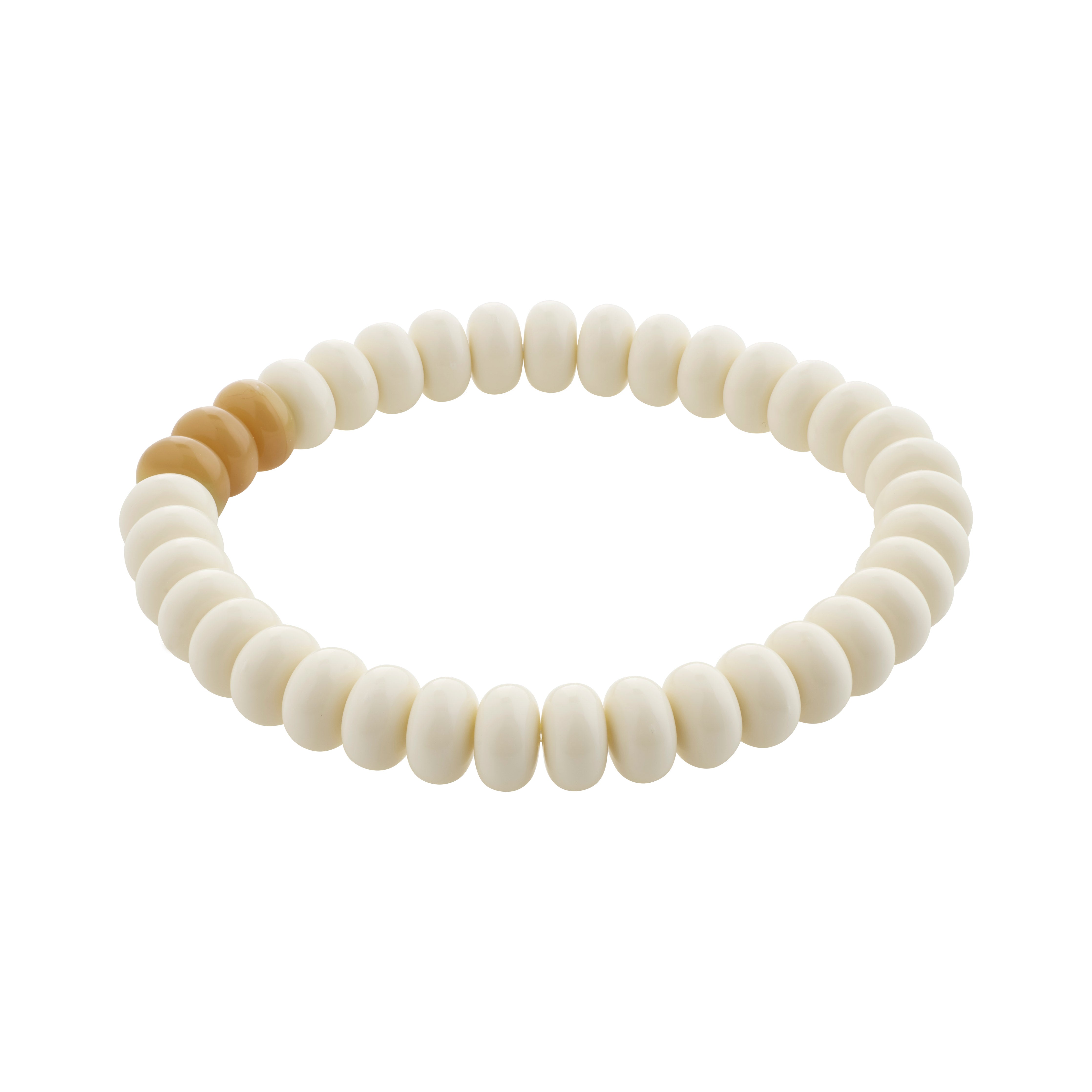 ECLIPSE anklet by Pilgrim, featuring chunky ivory-hued recycled beads, perfect for a relaxed summer vibe. Ideal for a trendy, eco-conscious look.