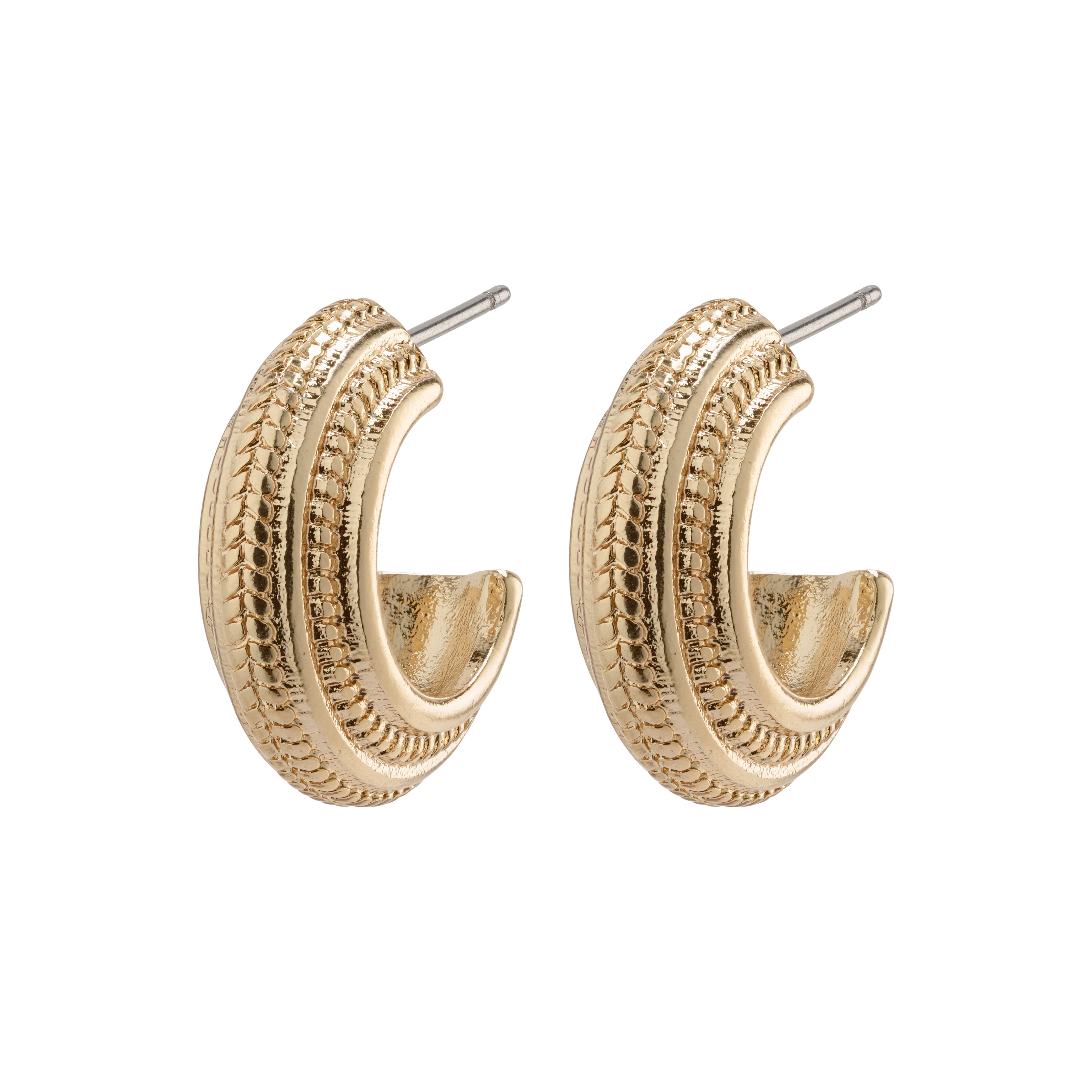 MACIE earrings, gold-plated hoops with braided design, embody Pilgrim's Scandinavian style, ideal for expressing strong feminine energy and power.