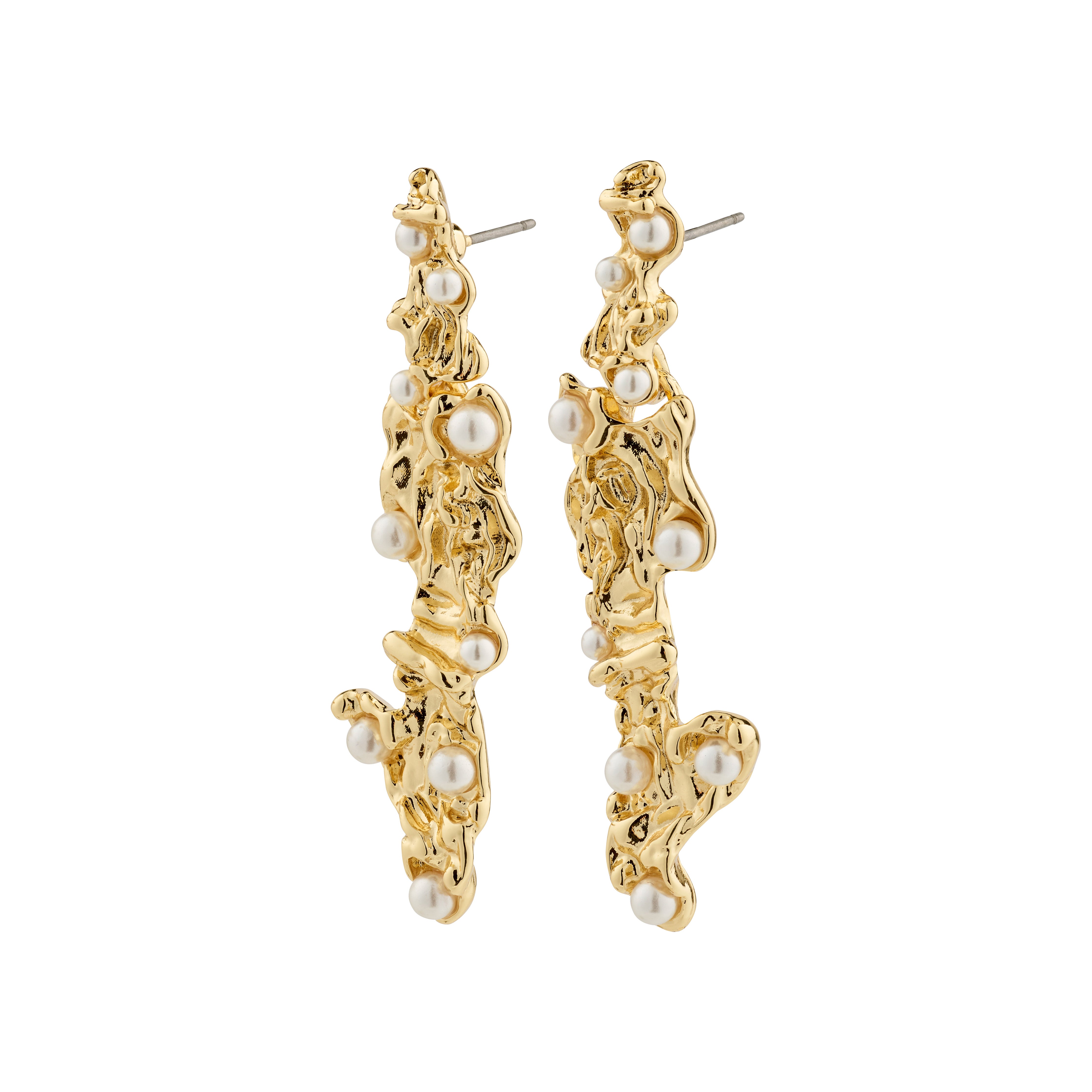 JUDE earrings gold-plated, featuring pearls and an organic design, embody a handcrafted, adventurous aesthetic. Perfect for showcasing individuality with Pilgrim's signature style.