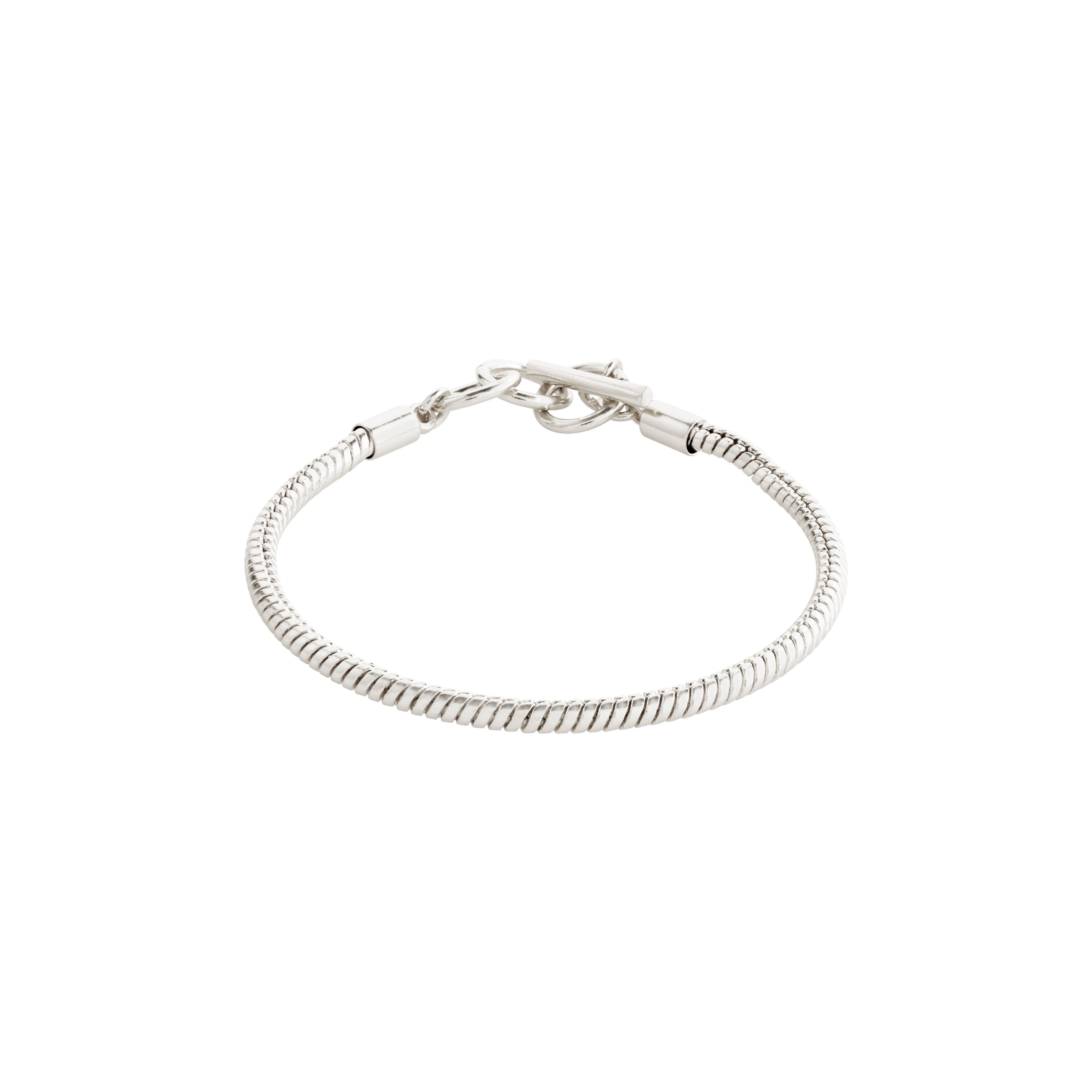 LEAF snake chain bracelet, silver-plated with adjustable T-bar clasp, part of Pilgrim's recycled collection. A timeless, eco-friendly accessory crafted from minimum 75% recycled materials.