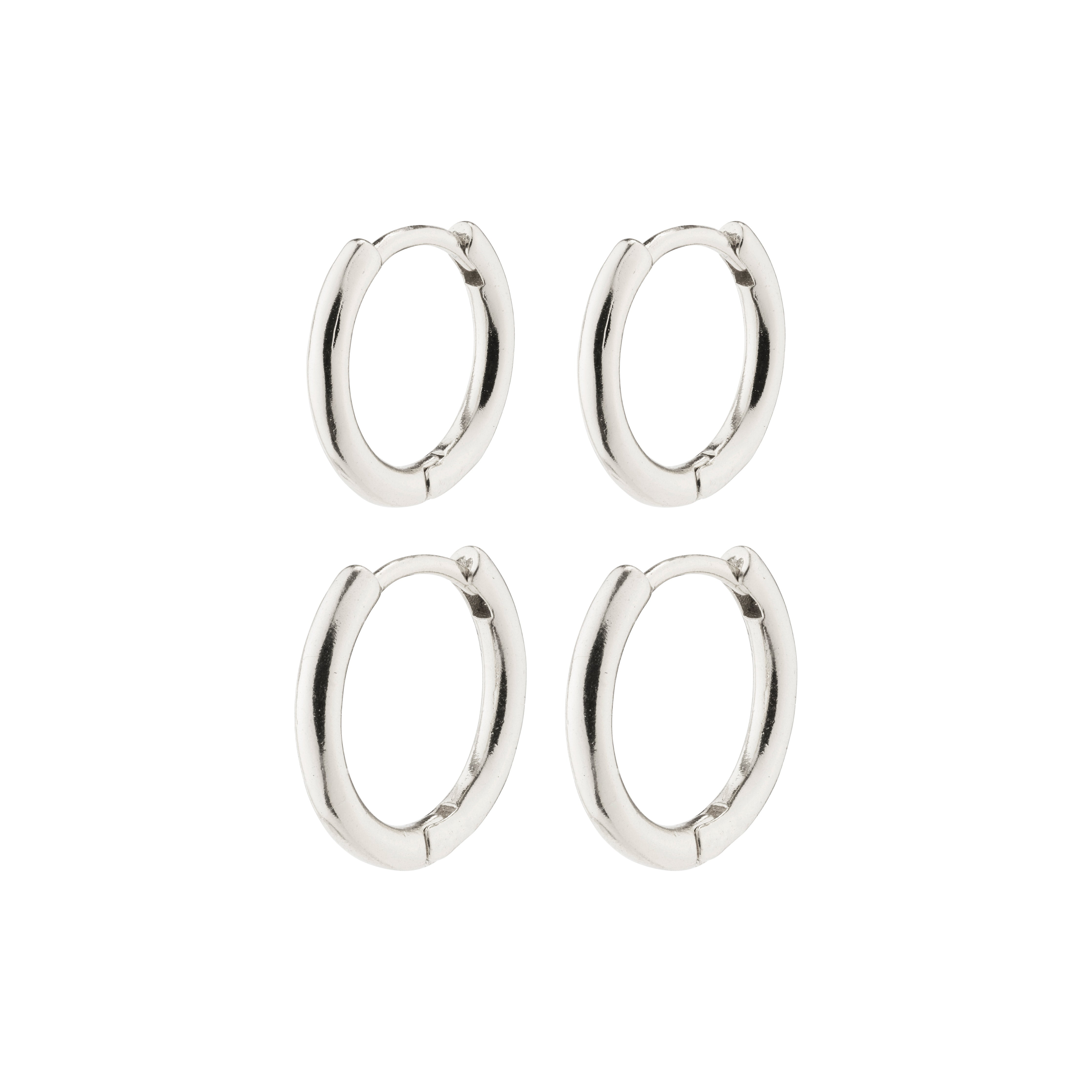 LEAF 2-in-1 set huggie hoops, silver-plated. Close-up of four mini hoops with click locks, perfect for everyday wear. Made from recycled materials.