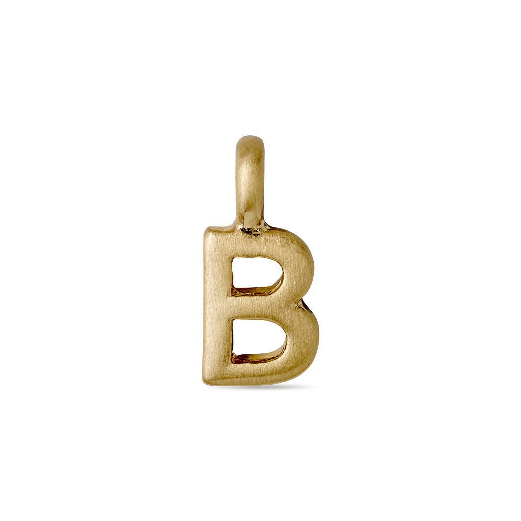 Gold CHARM B pendant, gold-plated, with a central hole, perfect for personalizing your accessory collection with a subtle, bespoke touch.