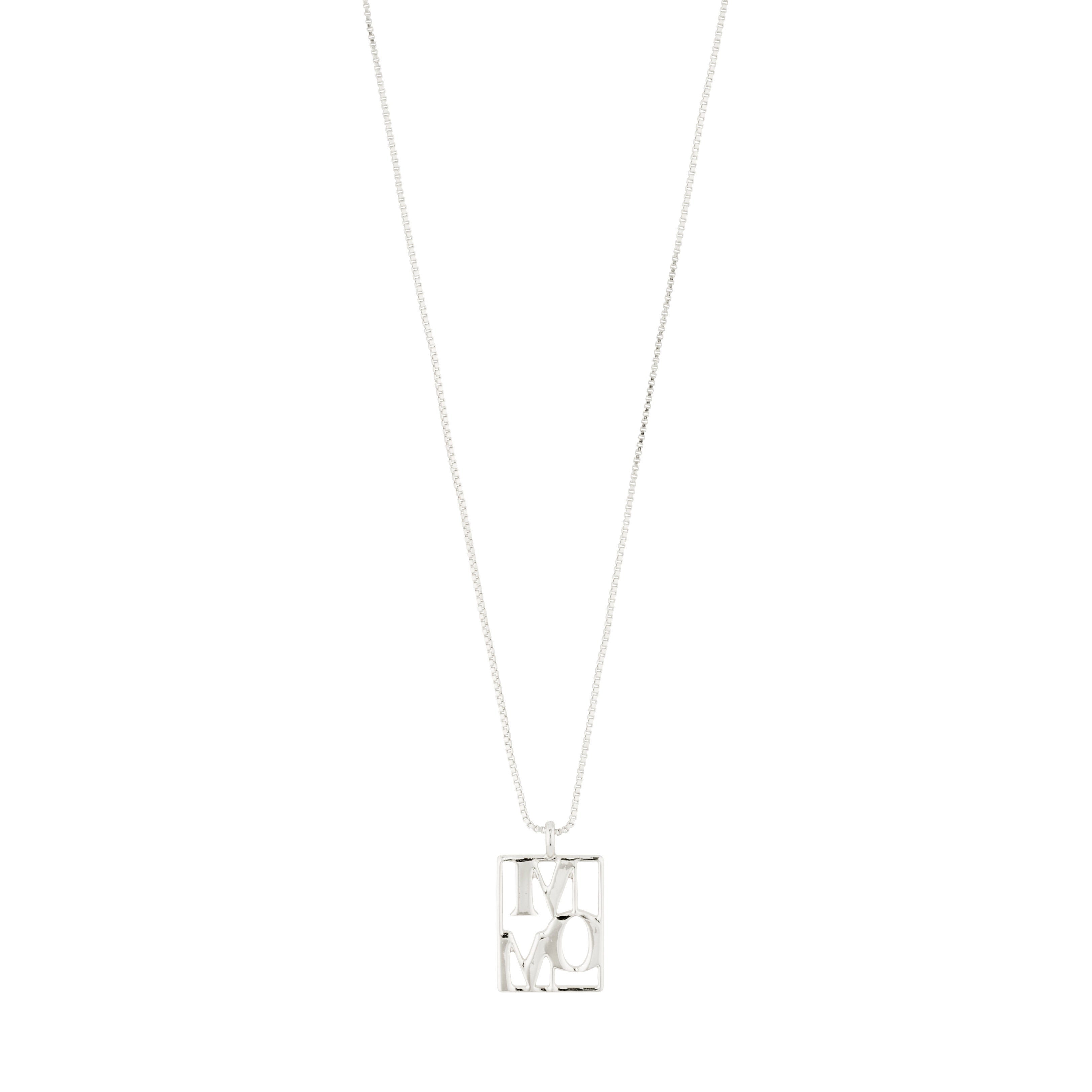 LOVE TAG, MOM necklace silver-plated features a square pendant with 'MOM' inscription on a 40 cm adjustable chain, showcasing Scandinavian craftsmanship and sustainable elegance.