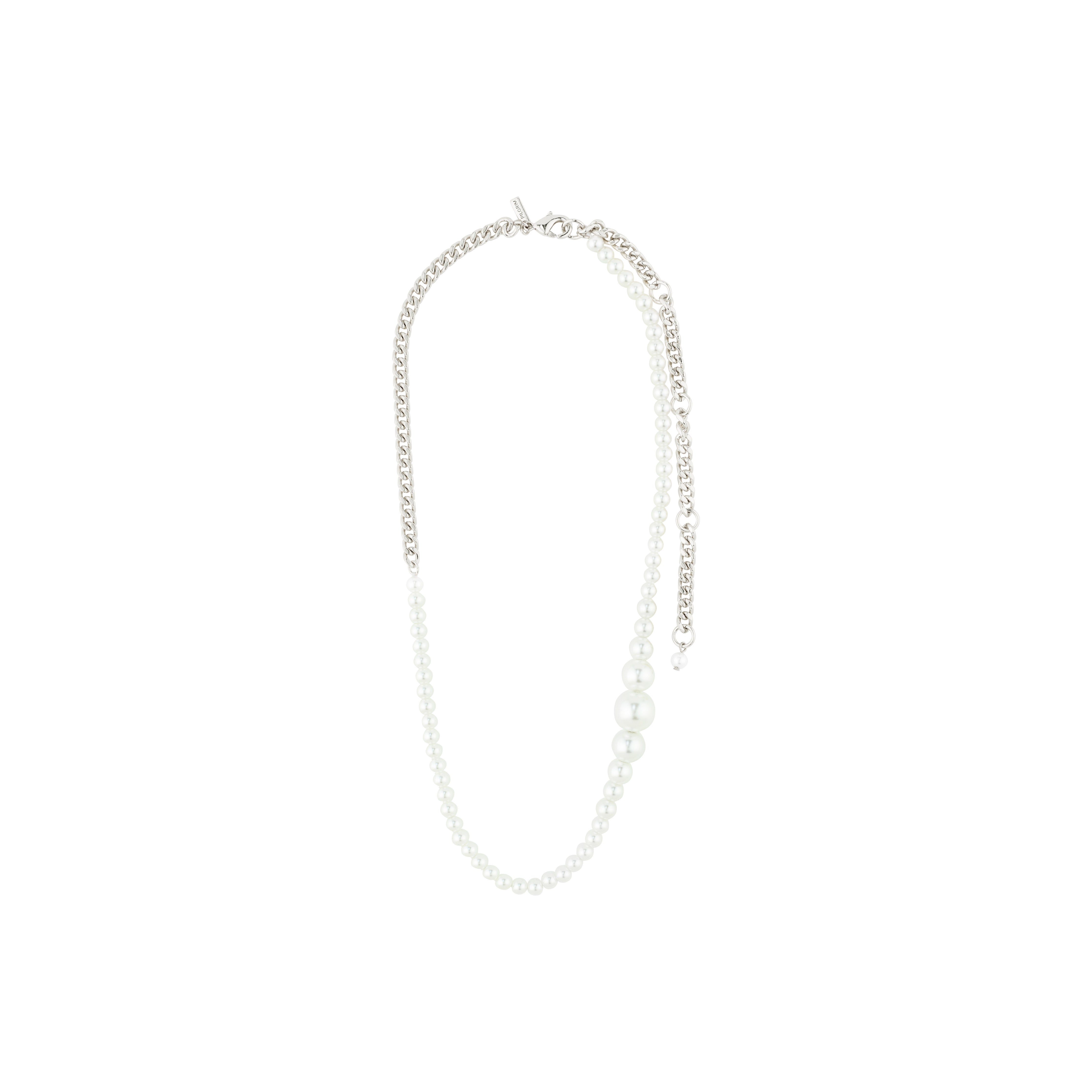 RELANDO pearl necklace, silver-plated with white glass pearls and a chunky curb chain, combines elegance with urban style from Pilgrim's Classic collection.