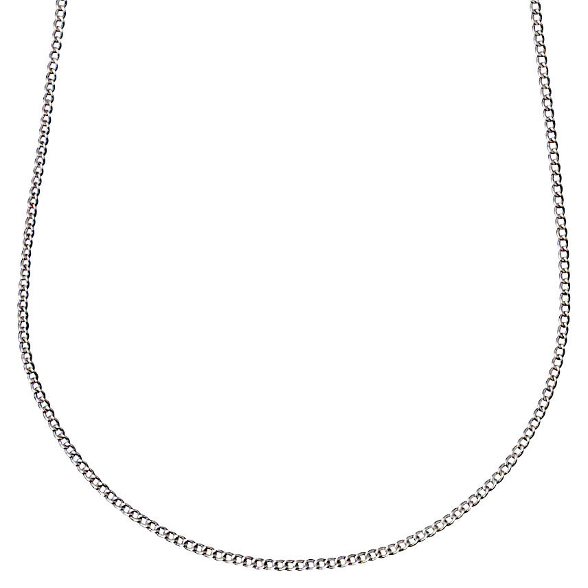 ESME necklace silver-plated, a delicate 43 cm chain, perfect for layering with charms. Ideal for trendsetters seeking Scandinavian-inspired, timeless fashion accessories.