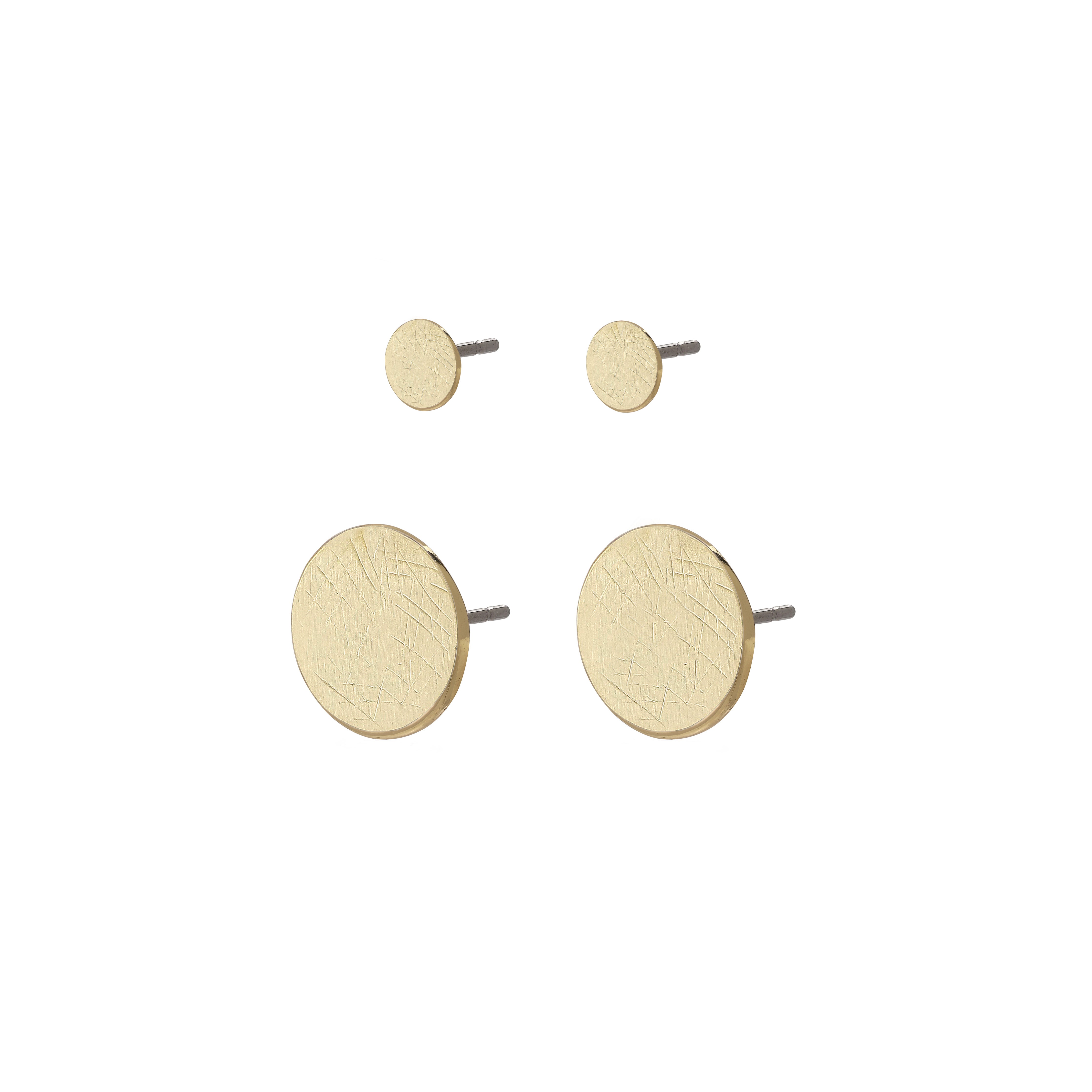 JACY earrings set gold-plated, featuring two pairs of round, brushed-finish discs in varying sizes, showcasing a cool, rustic aesthetic.