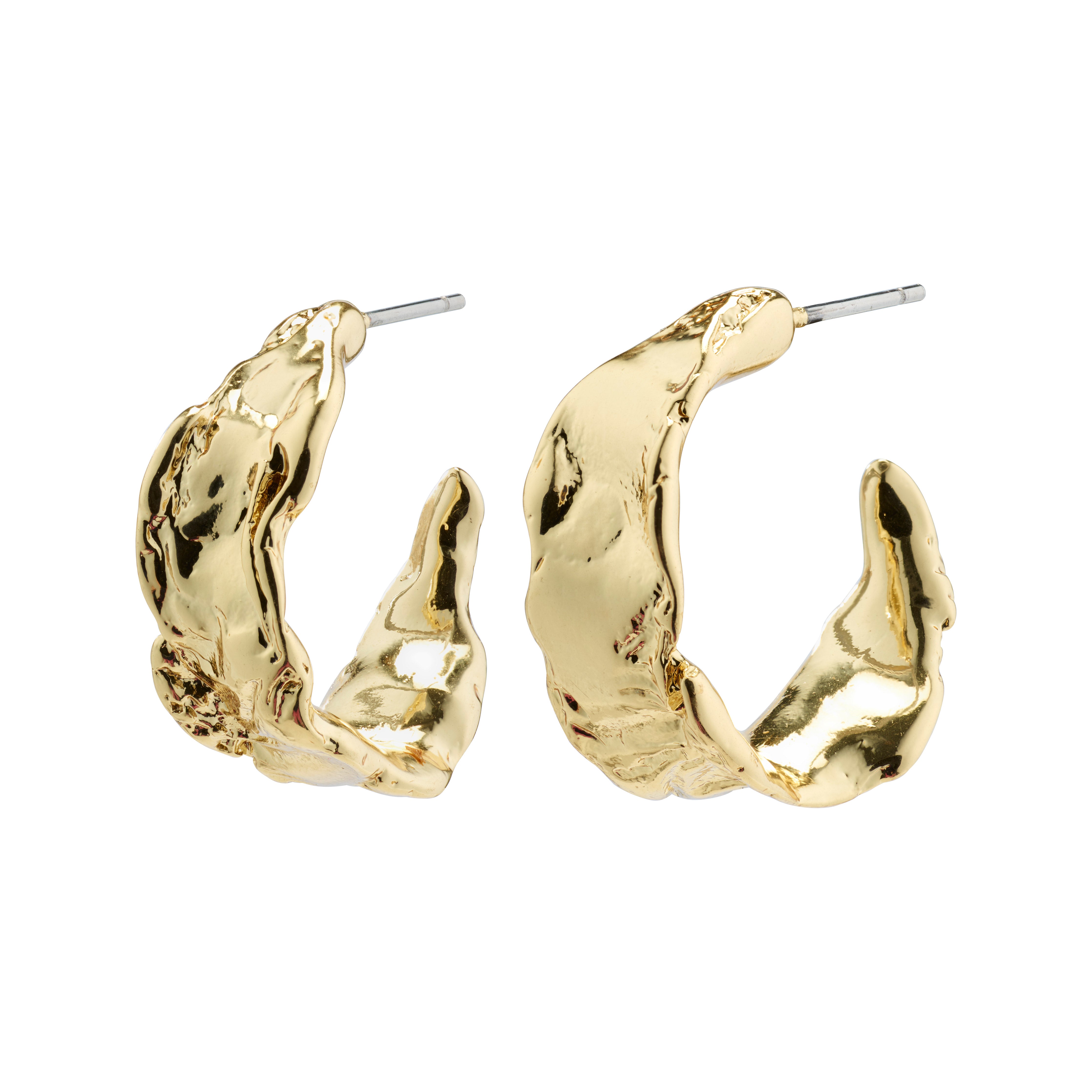ELARA gold-plated hoop earrings with organic, handcrafted shapes, inspired by natural silhouettes, offering an elegant, trendy touch to casual styles.