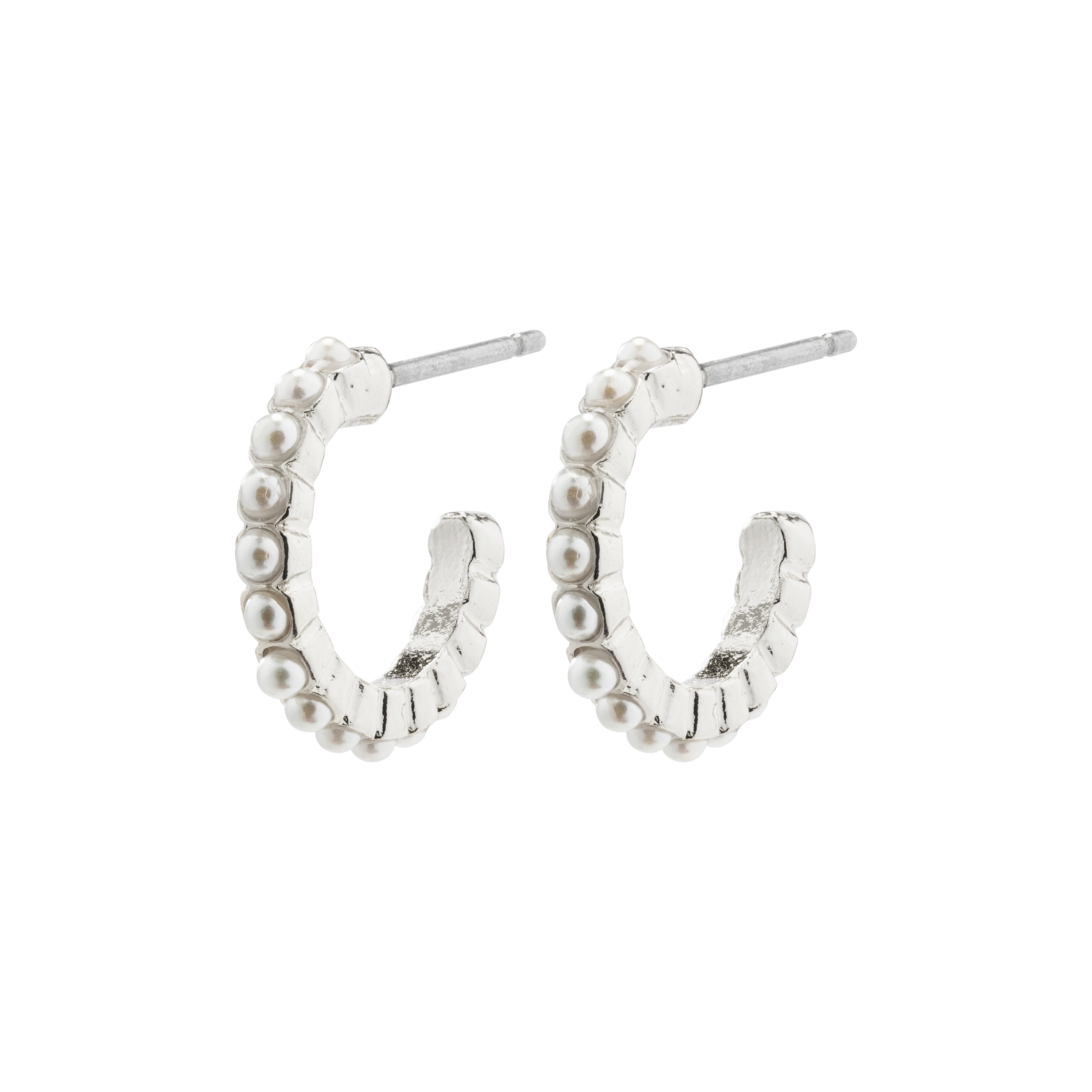 EKTA pearl huggie hoop earrings, silver-plated, featuring elegant pearls enhancing the classic hoop design, perfect for everyday elegance from Pilgrim.