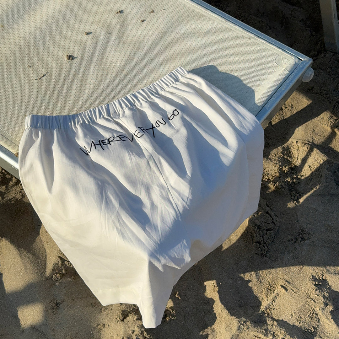 White Shorts M/L from Pilgrim, offering a versatile, stylish option for trendsetters seeking comfort and personal expression. Suitable for various occasions.