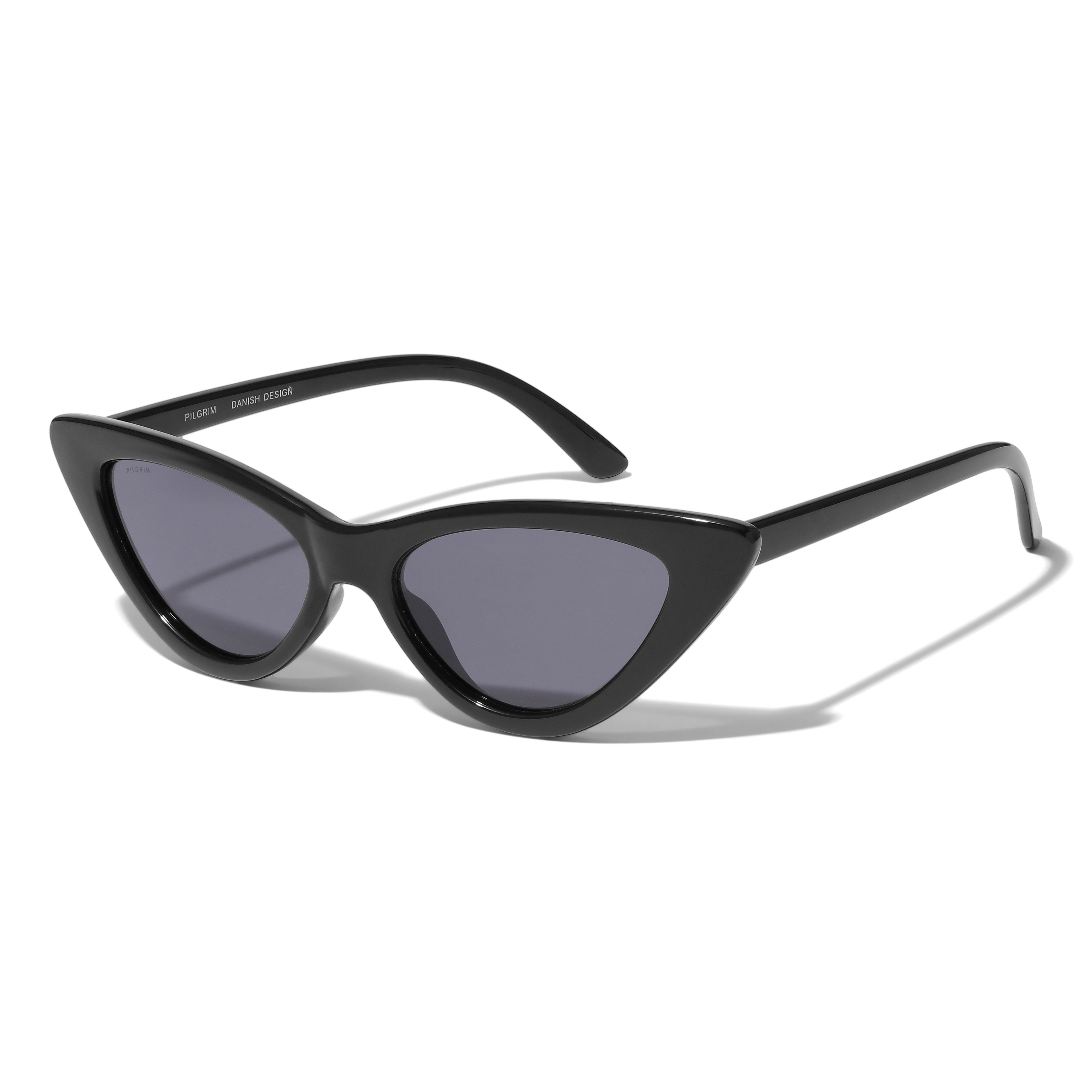 JOSELINE cat-eye sunglasses black, featuring a sleek, pointed frame with gray lenses, embody a retro-inspired, trendy design with UV protection.