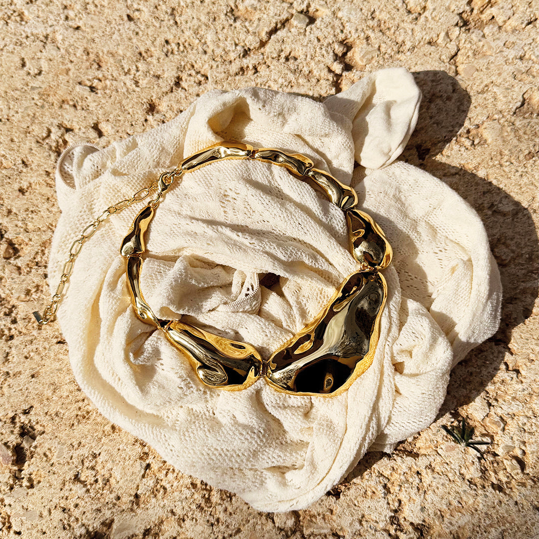 GOLDEN JEWELLERY