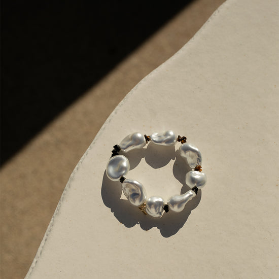 Shop pearls