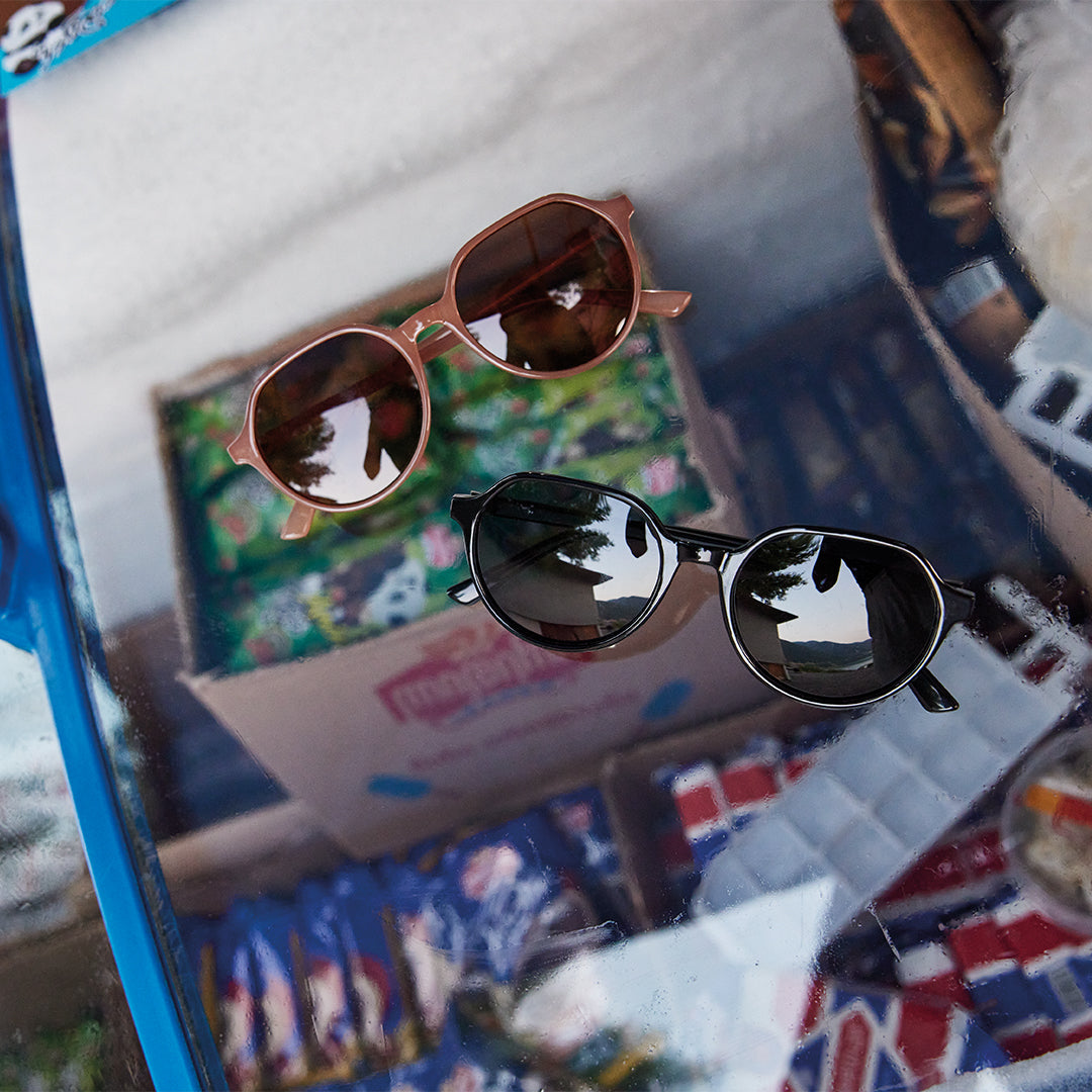 0049 031 Pilgrim 2023 1 Atmosphere CMYK SUNGLASSES