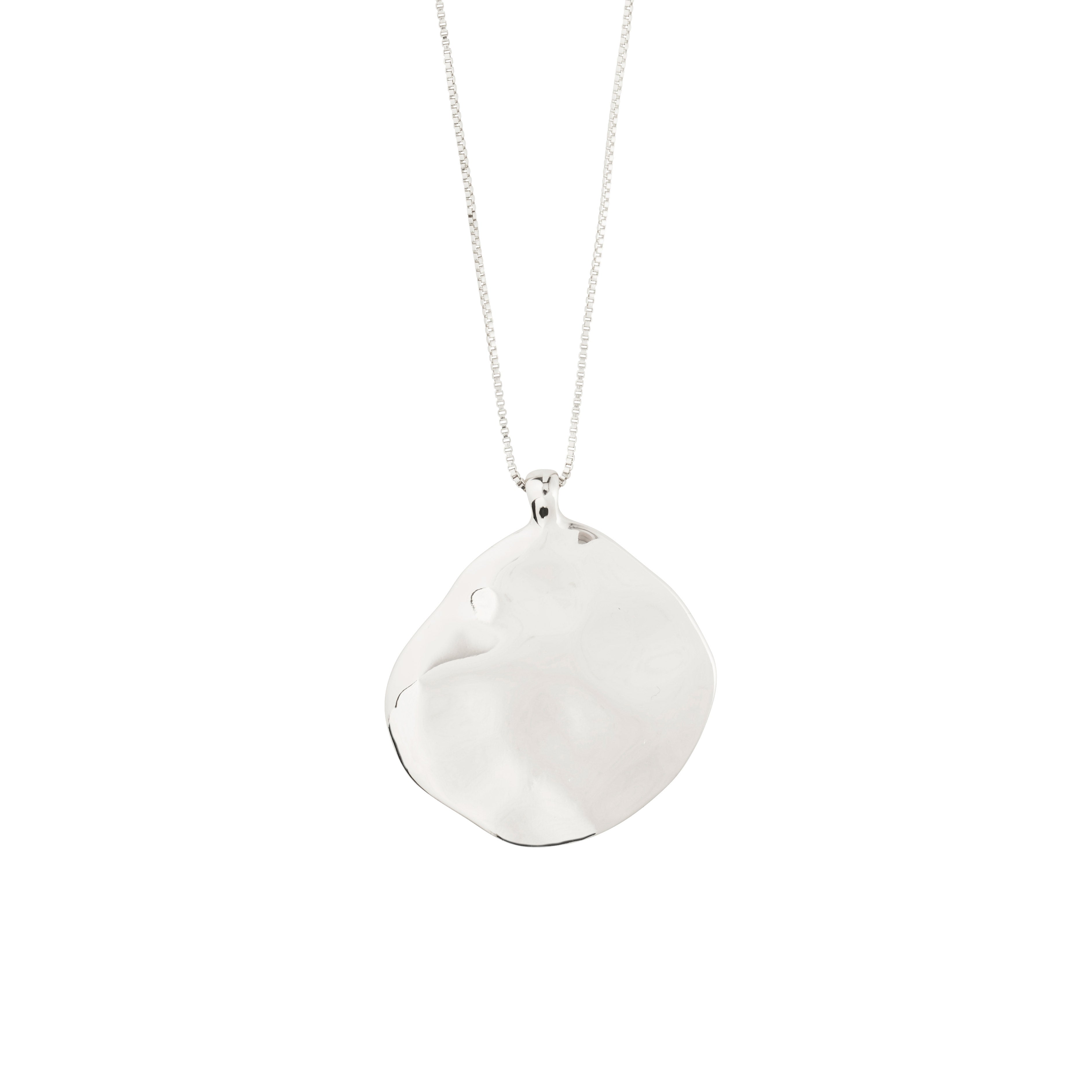 SPARKLE necklace silver-plated features a polished, hammered disc pendant on a fine box chain, embodying Scandinavian design with an adjustable slide-lock for versatile styling.