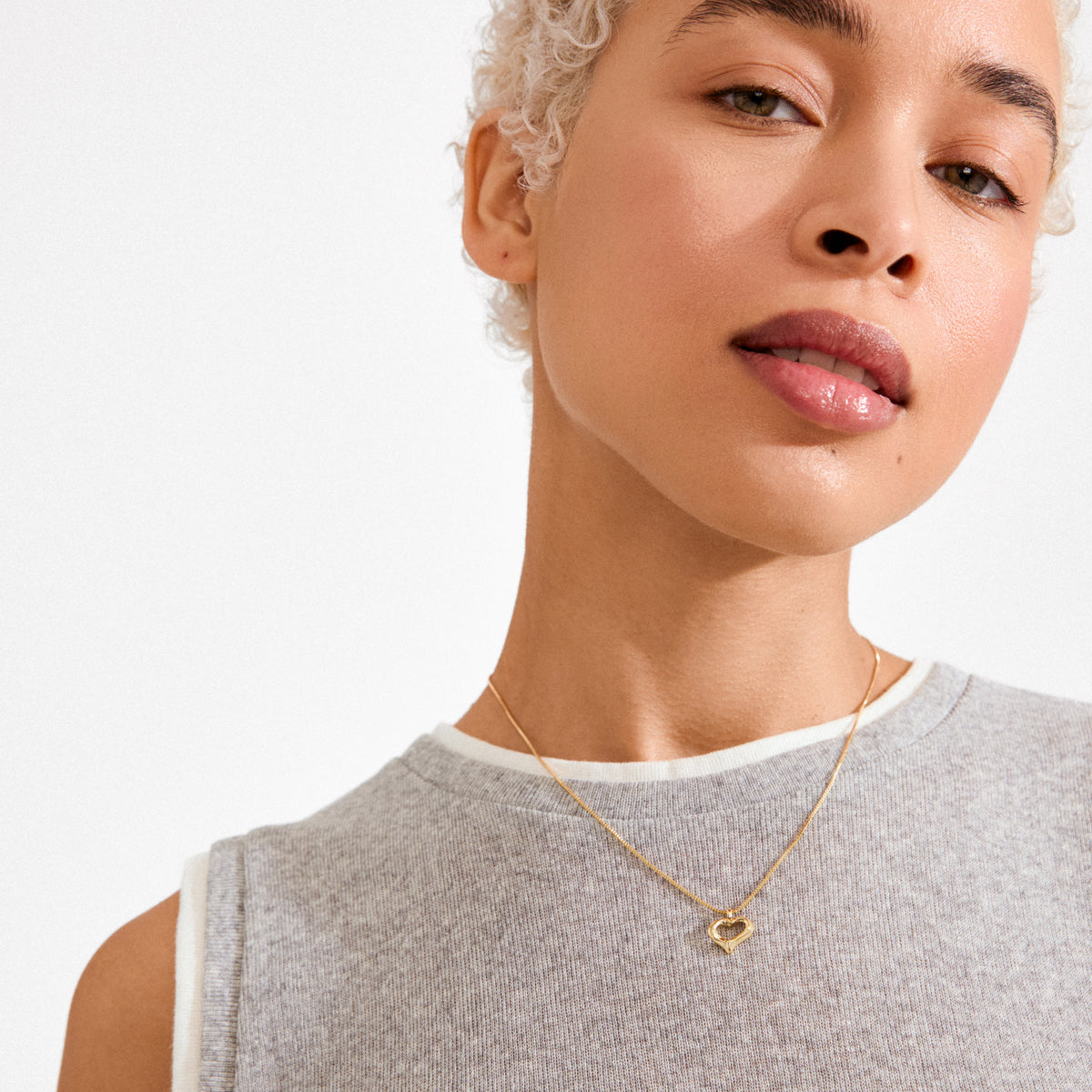 IRIS necklace gold-plated