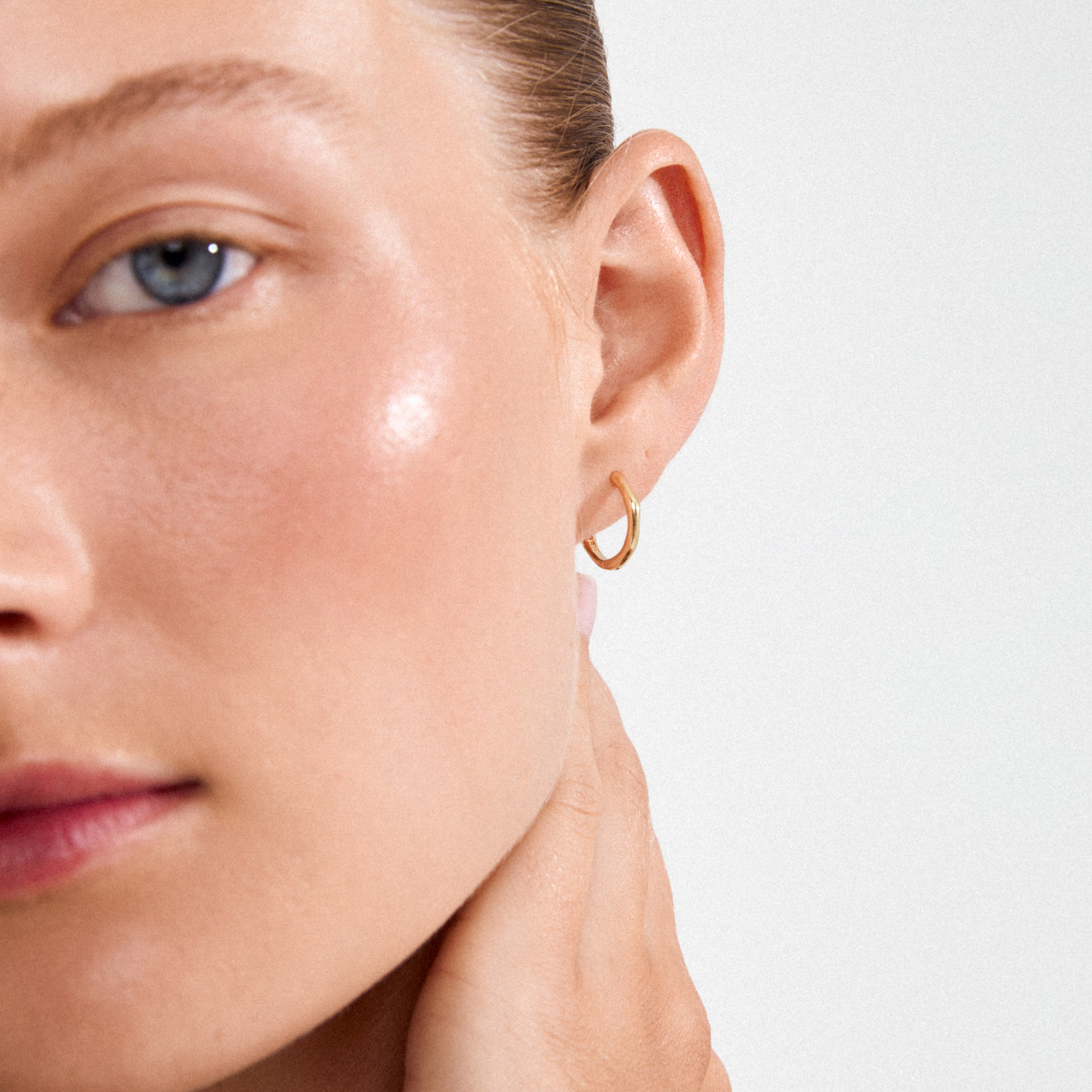 NOVA øreringer i gullbelagt