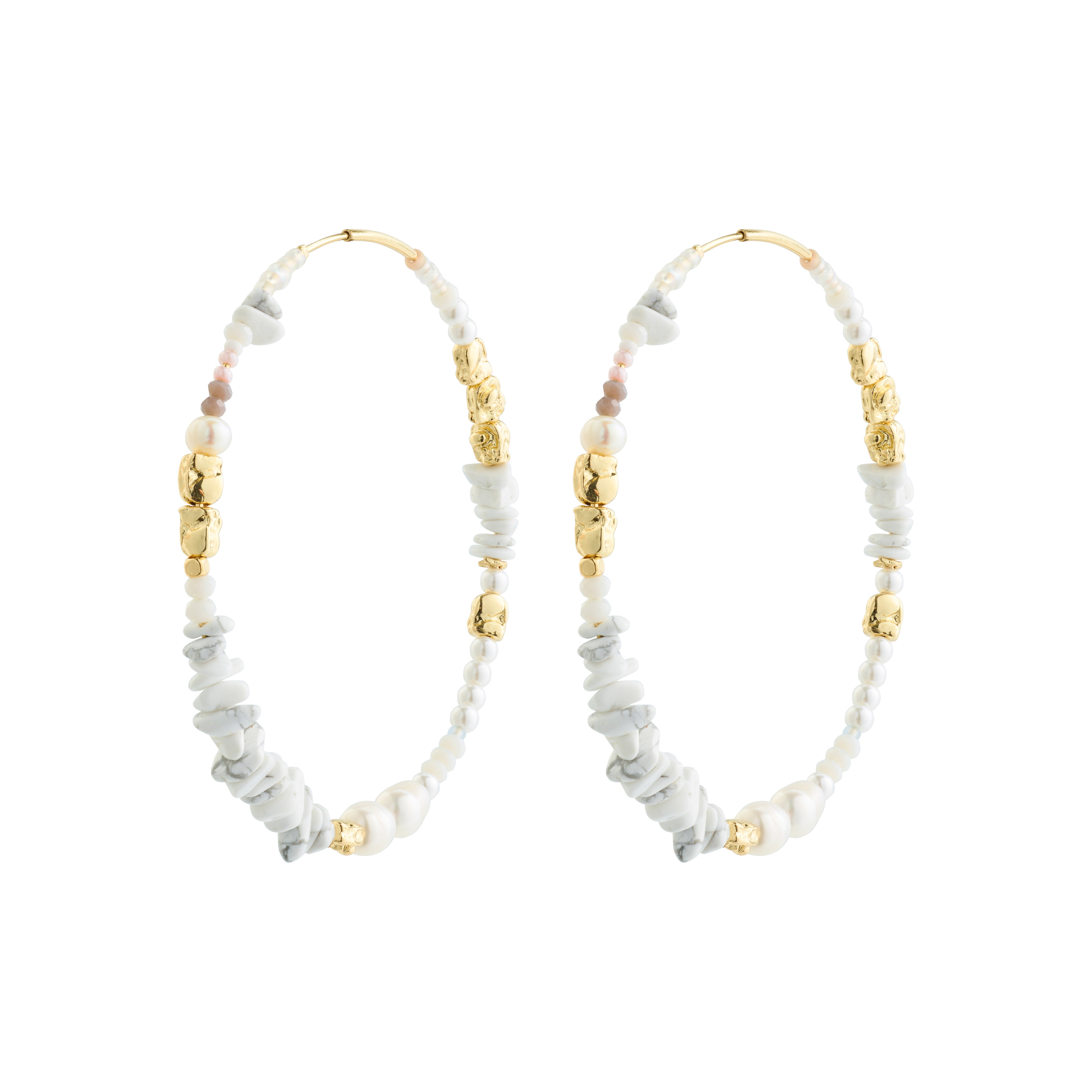 FORCE mega hoop earrings in white/gold-plated, featuring white turquoise, freshwater pearls, and gold accents, perfect for a summer look.