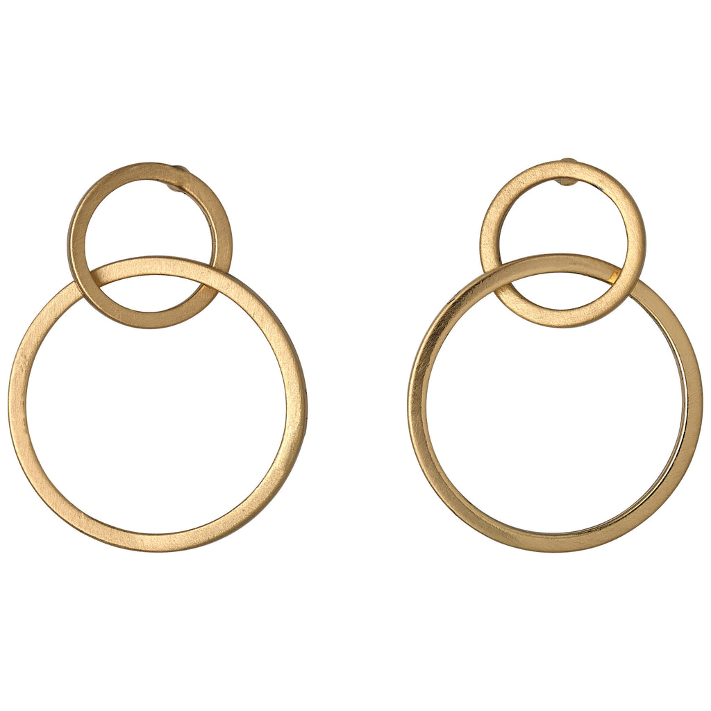 HARPER earrings gold-plated feature two intertwined satin-matte rings, embodying elegant Nordic design, perfect for those seeking timeless, stylish accessories.