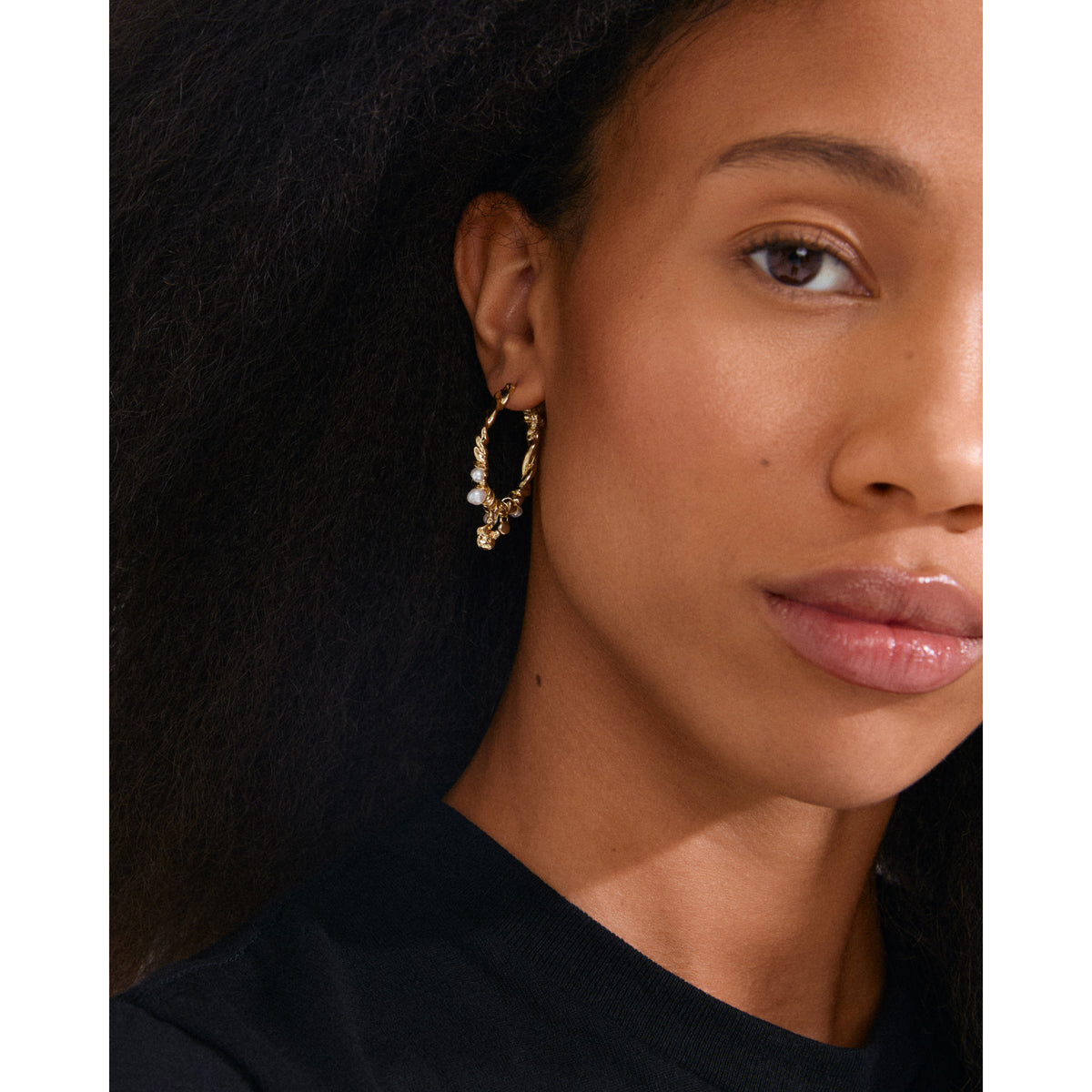 ANA pearl & crystal hoops gold-plated