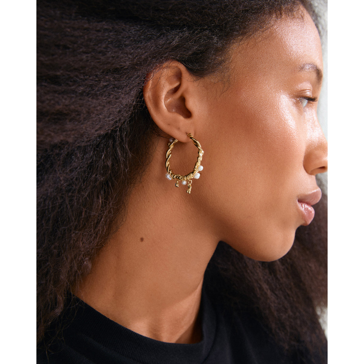 ANA pearl & crystal hoops gold-plated