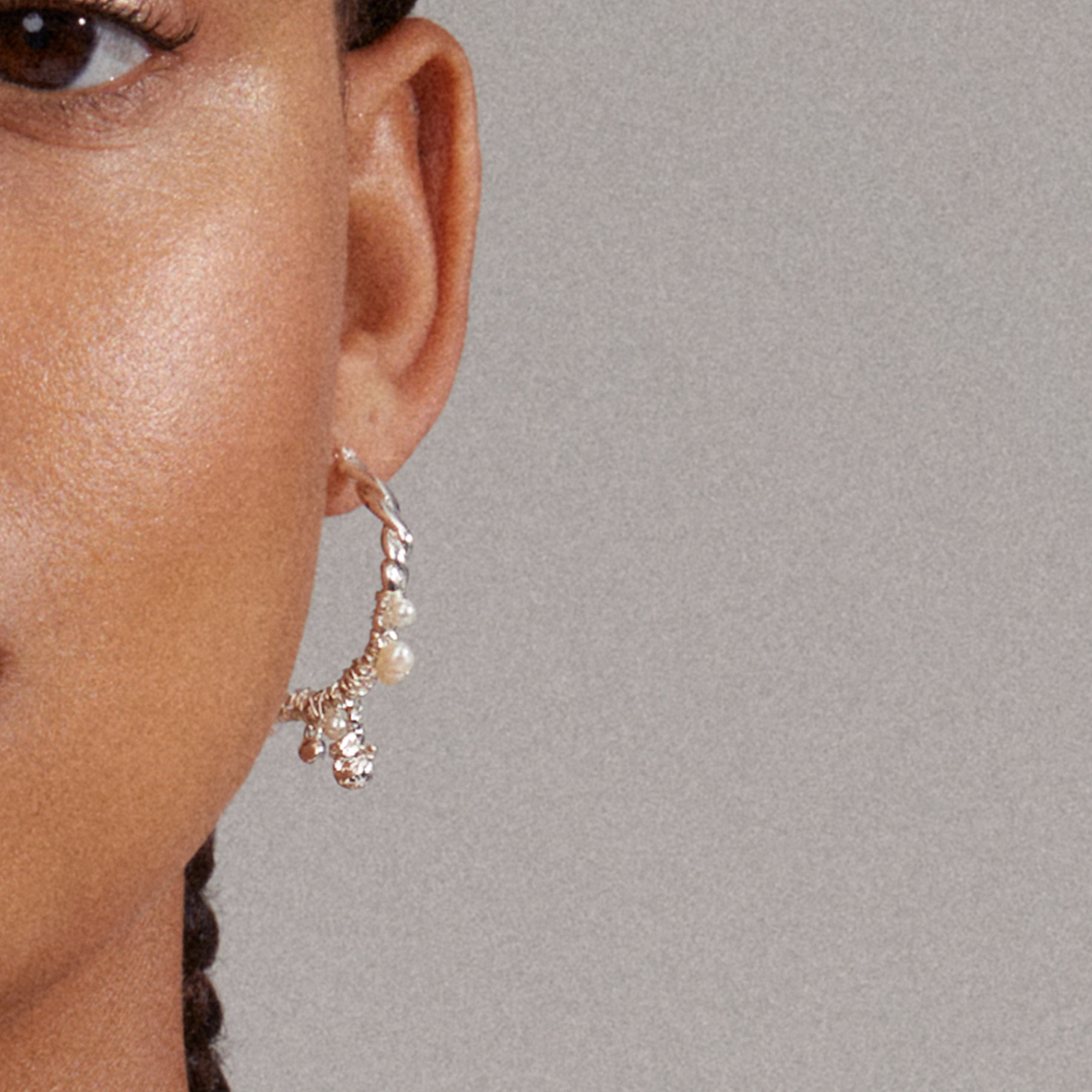 ANA pearl & crystal hoops silver-plated