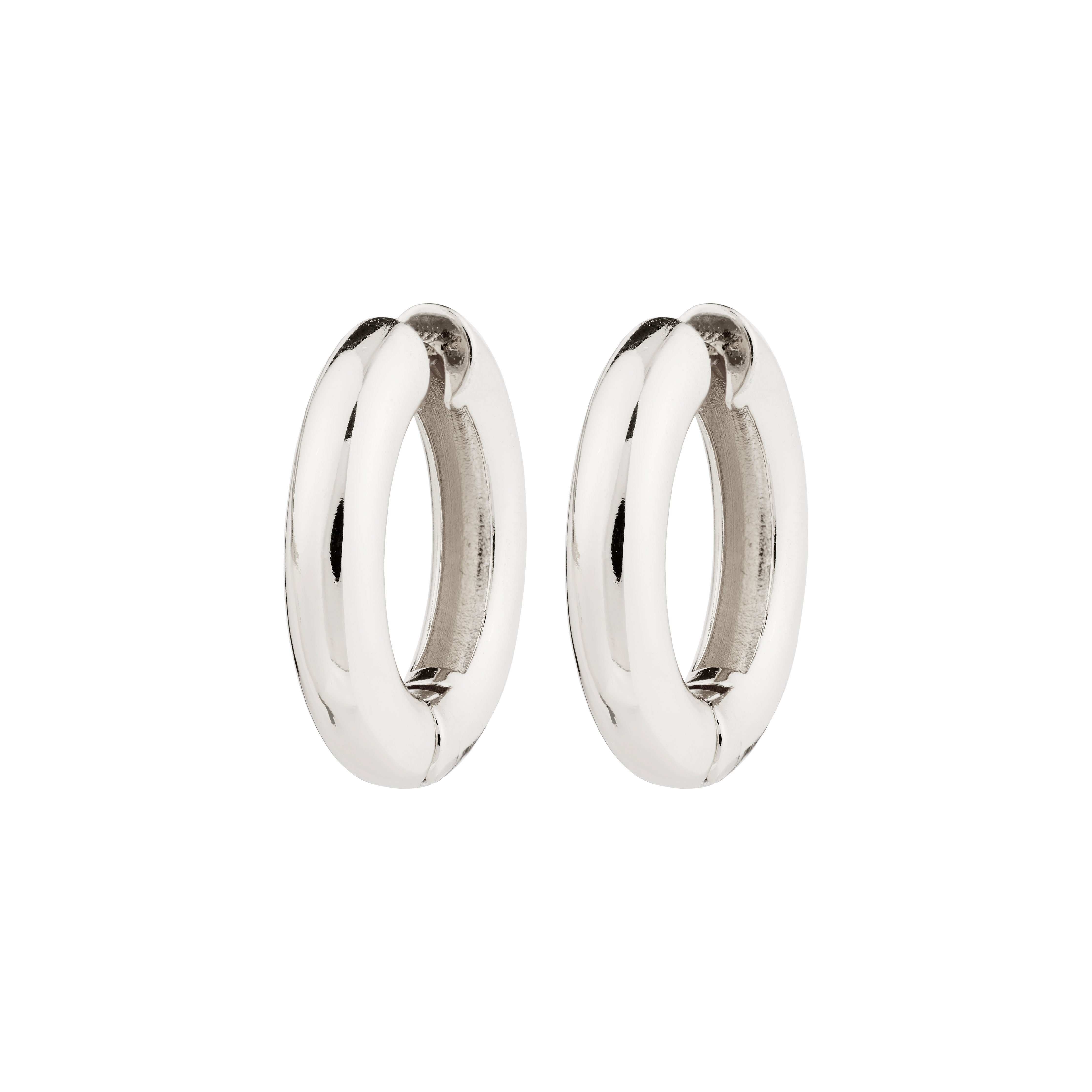 Silver-plated MARLO hoop earrings, crafted from recycled materials, feature a chunky, shiny design with easy click clasps, blending timeless elegance and trendy style.