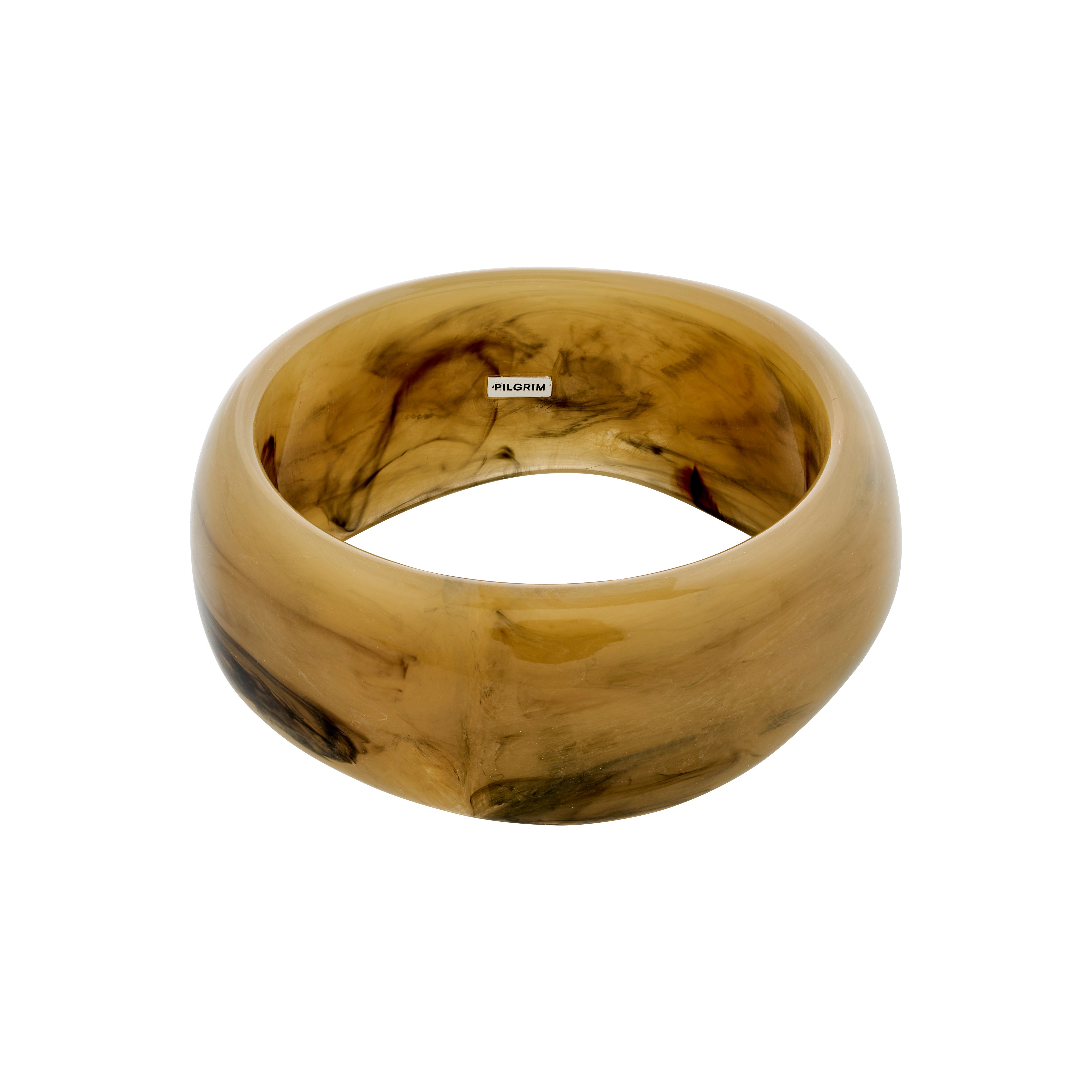 AASE maxi bangle green, a chunky bracelet with marbled textures, perfect for stacking. A trendy, stylish piece reflecting Pilgrim's Scandinavian quality and inclusivity.