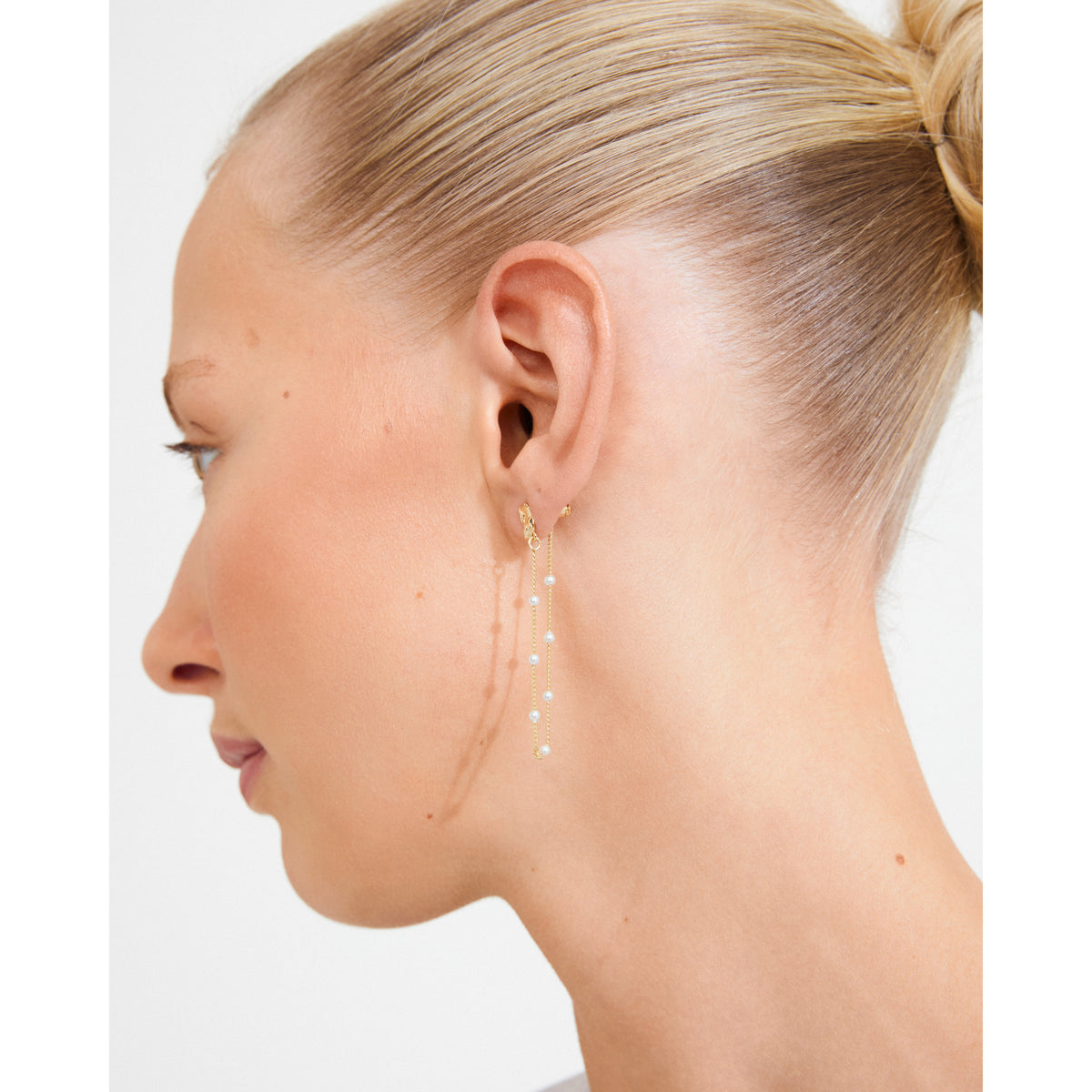 AERUN earrings gold-plated