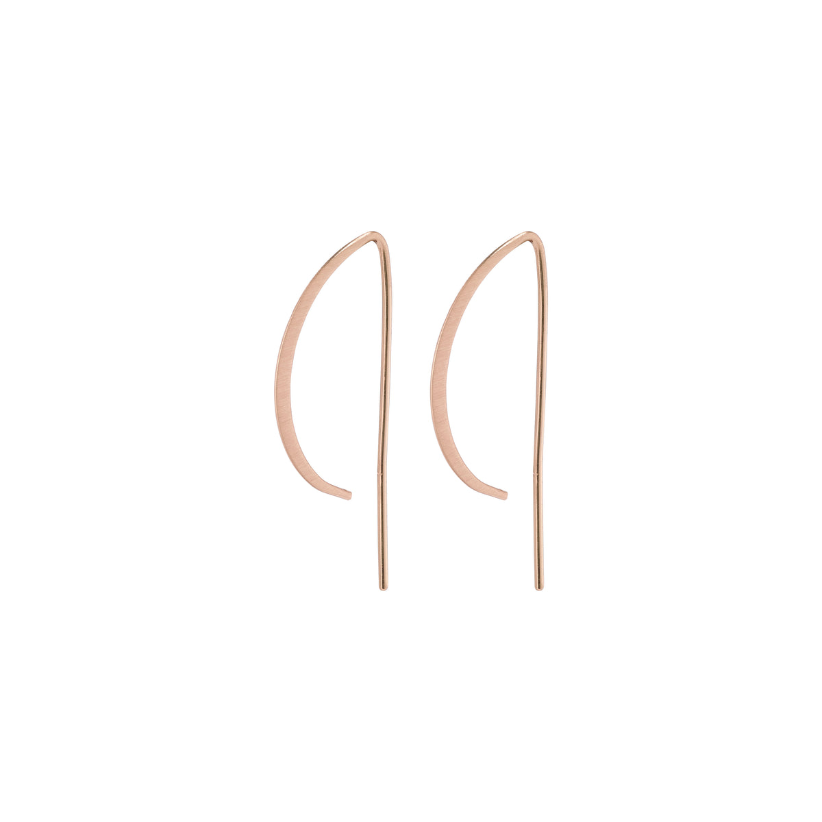 PEONY earrings, rose gold-plated, designed as simple pull-throughs from Pilgrim, showcasing Scandinavian craftsmanship and timeless style.