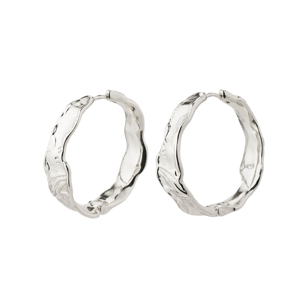 Silver-plated JULITA hoop earrings featuring a twisted design and wavy lines, exuding classic elegance and versatility.