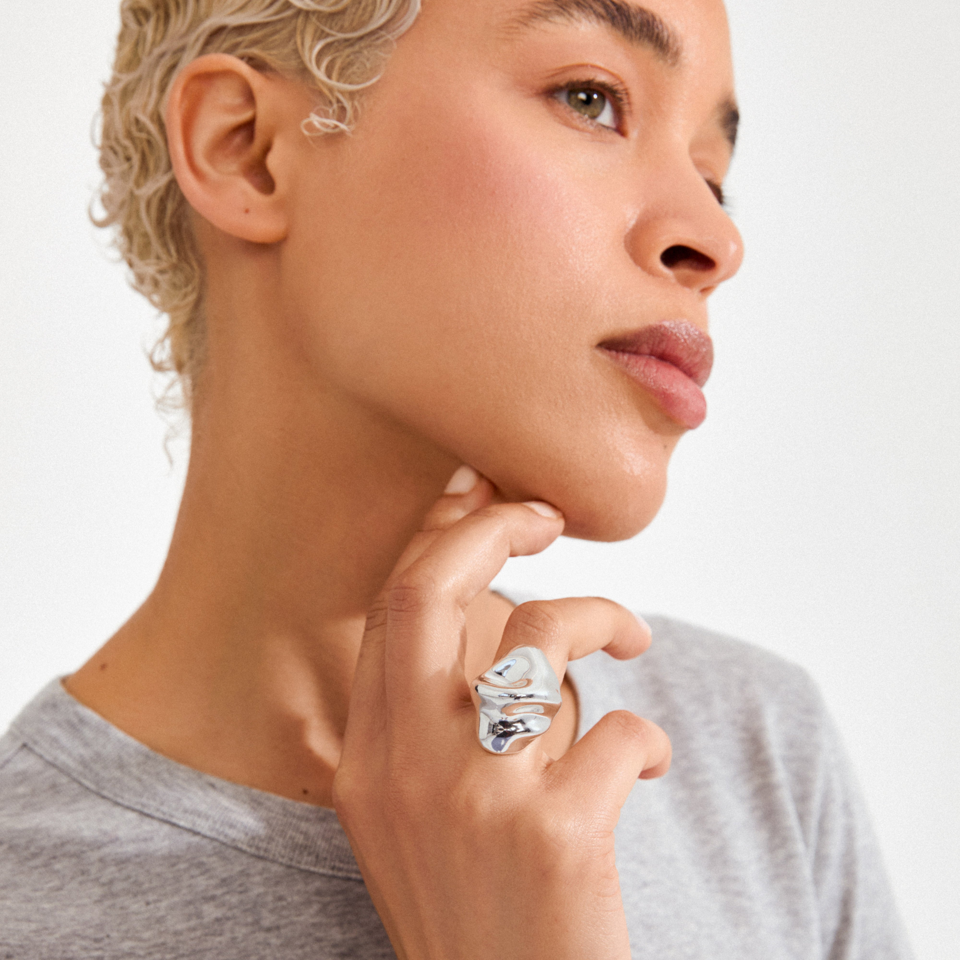 JOHNNIE Ring versilbert