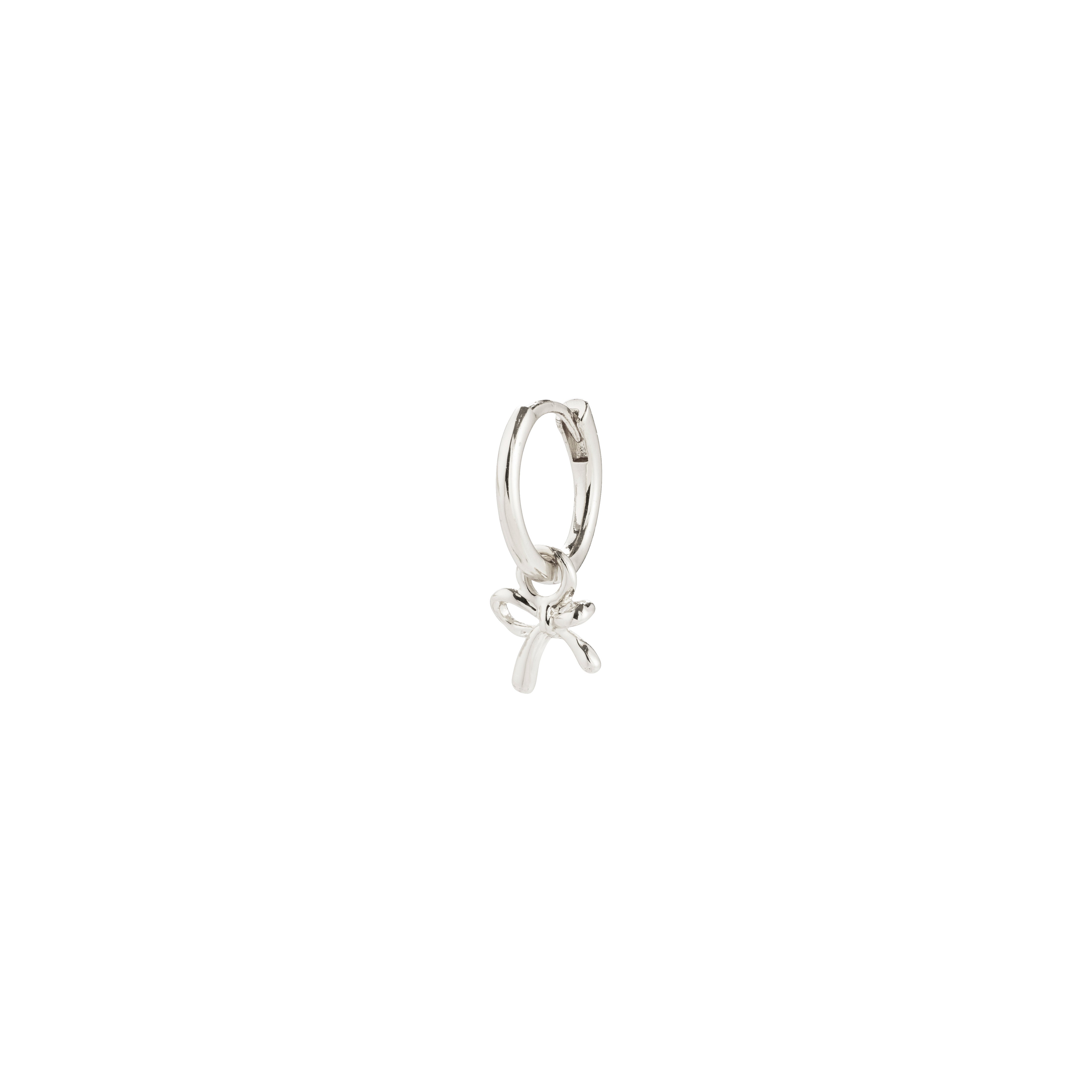 MURPHY single earring silver-plated, featuring a petite bow pendant on a huggie hoop, crafted from 99% recycled material with an easy click clasp for comfort.