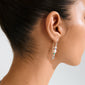 LENNOX single earring silver-plated features a gold-plated chain with freshwater pearls, glass beads, and organic pendants, exuding a romantic boho charm.