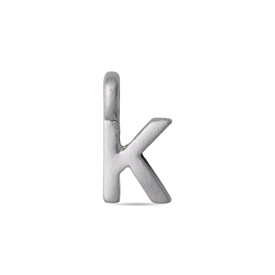 Silver-plated CHARM K pendant, elegant and simple, perfect for personalization. Ideal for wearing solo or pairing with other letters for a bespoke jewellery touch.