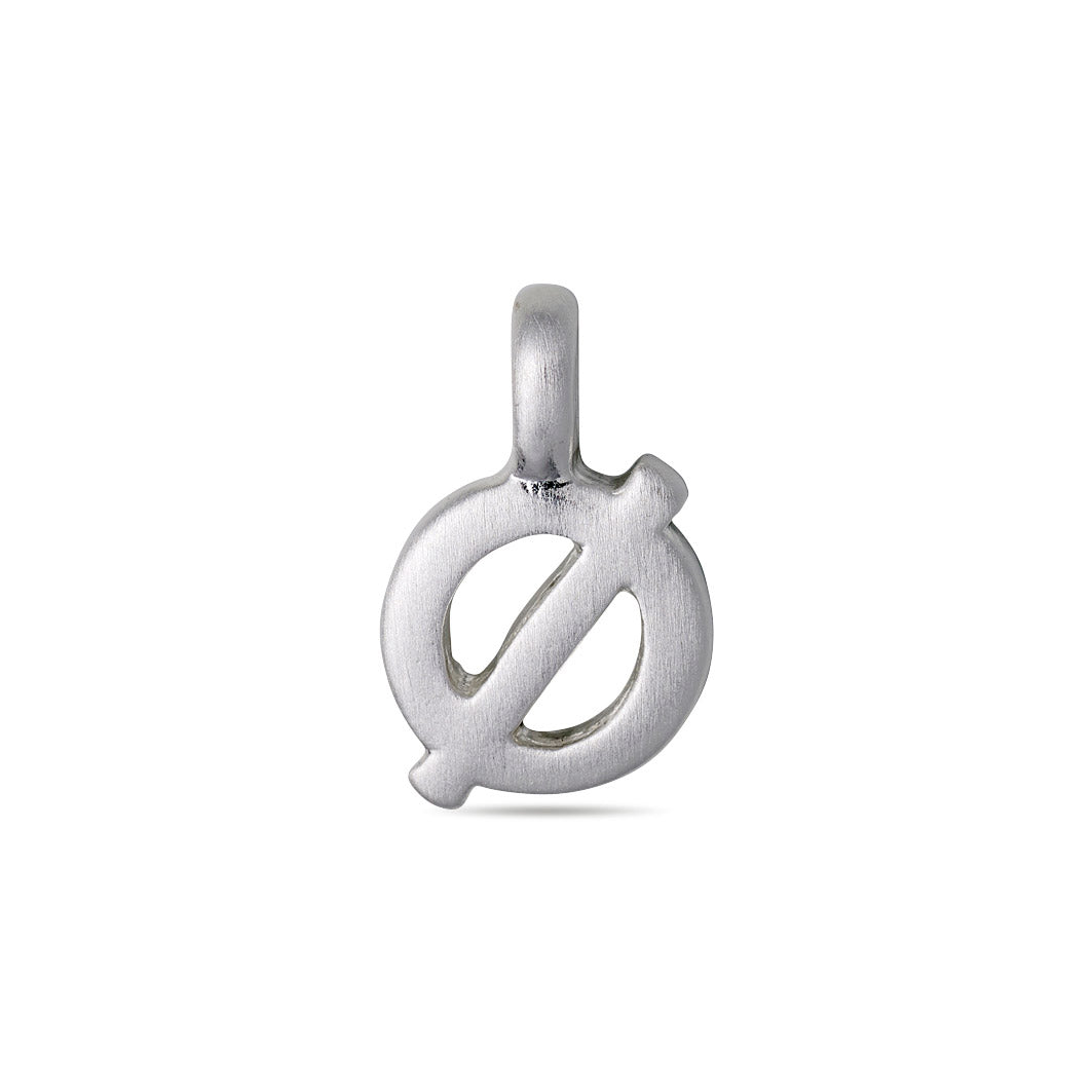 CHARM Ø pendant in silver-plated finish, featuring a letter 'O', ideal for personalized accessorizing. Perfect for layering or standalone elegance.