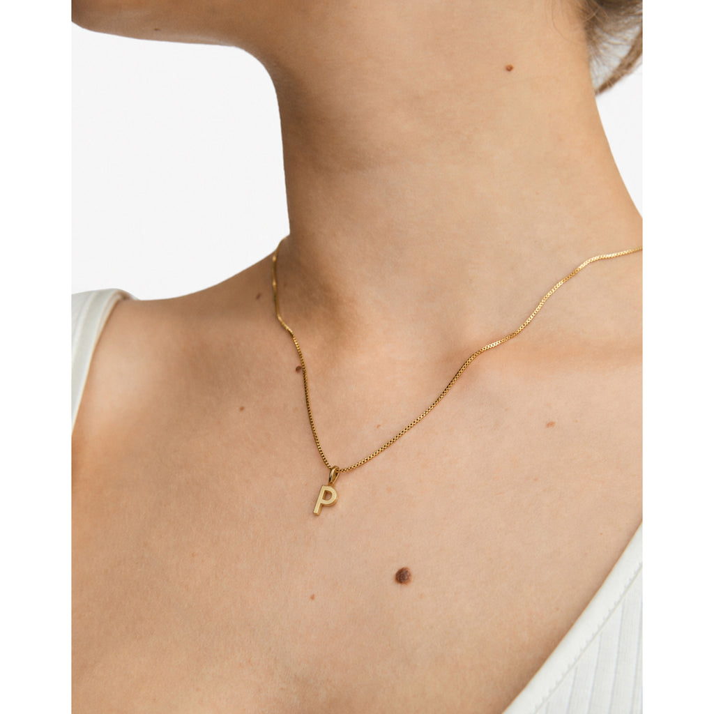 P pendant, gold-plated
