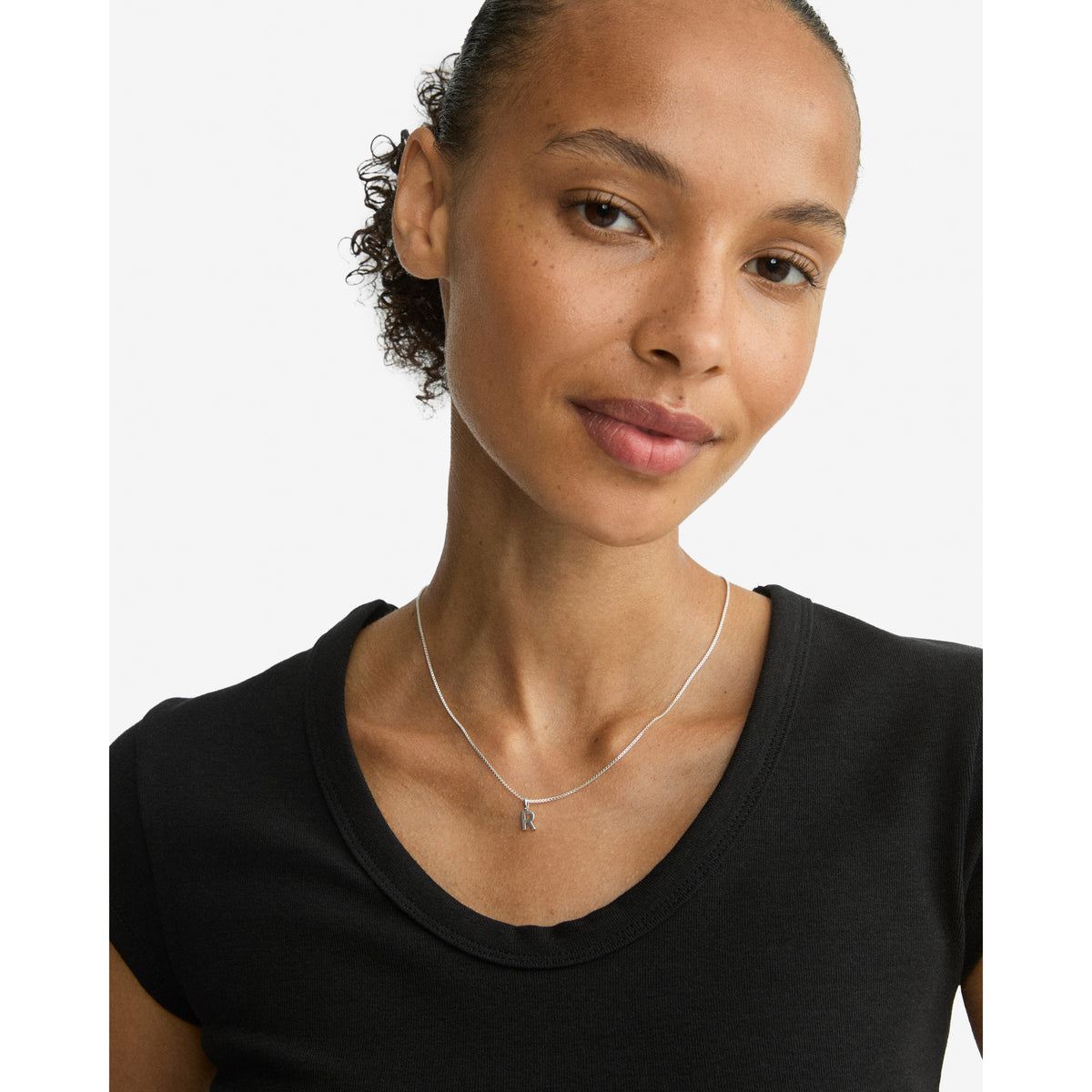 R pendant, silver-plated