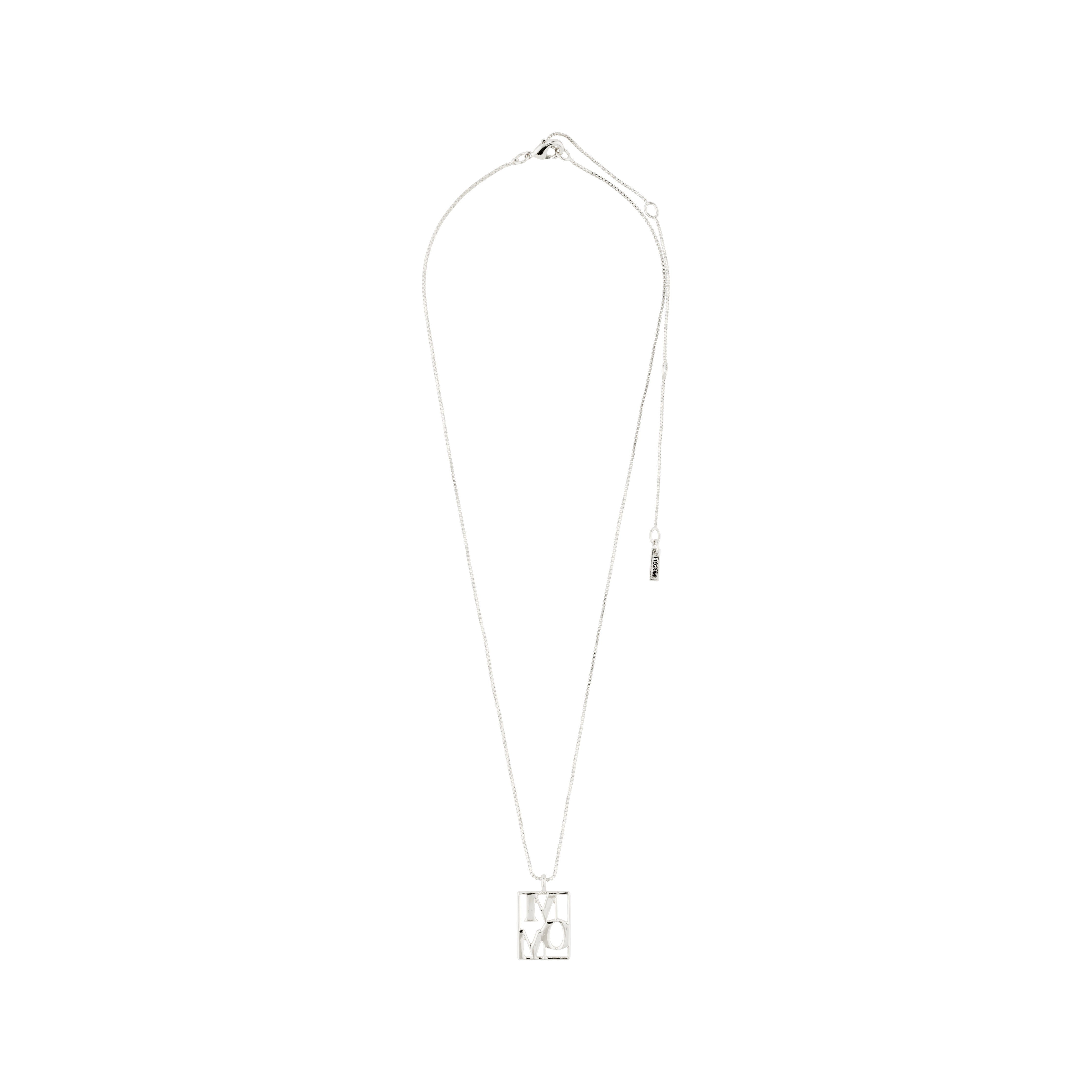 LOVE TAG, MOM necklace: Silver-plated, square pendant inscribed with 'MOM,' adjustable 40 cm chain, crafted from 99% recycled material by Pilgrim.