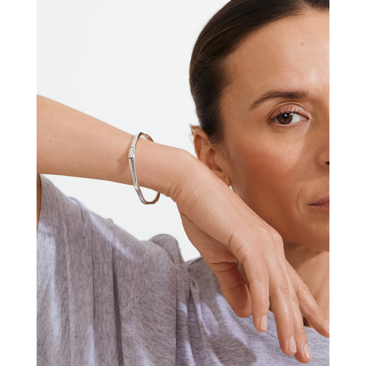 xDEA PAVE BANGLE
