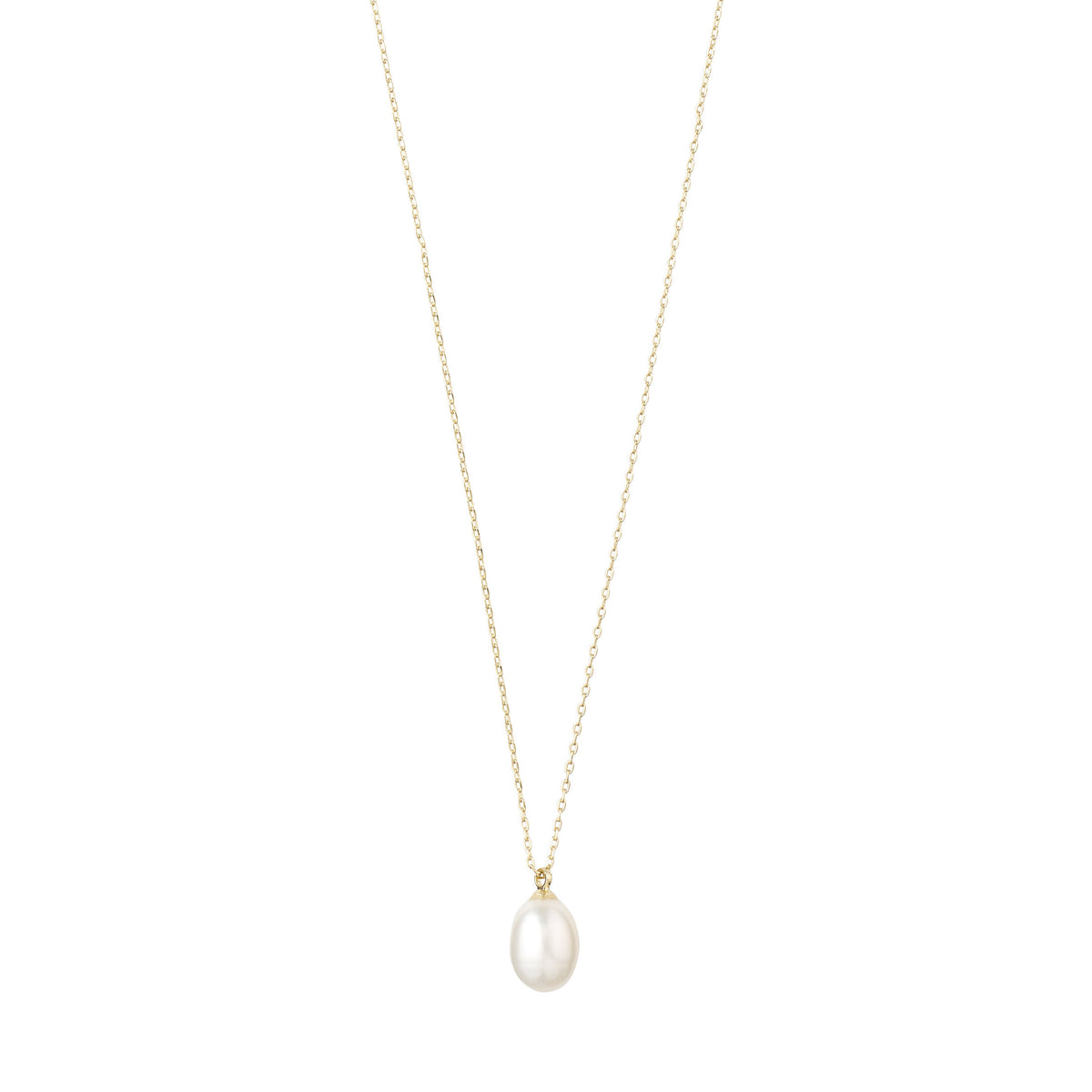 EILA freshwater pearl necklace gold-plated, featuring a droplet-shaped pearl pendant on a delicate chain, exemplifying Scandinavian craftsmanship and modern elegance.