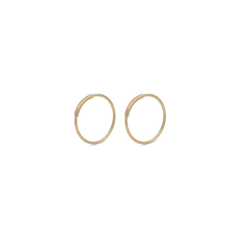RAQUEL small hoop earrings, gold-plated, medium-sized and circular, perfect for everyday elegance or festive occasions, from Pilgrim's classic collection.