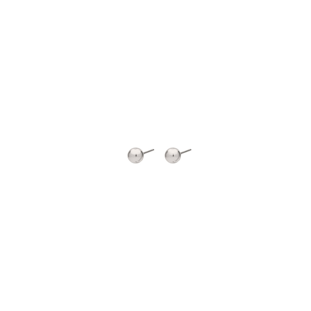 MOLLY earrings: Silver-plated, round design by Pilgrim. Minimalist Scandinavian style, perfect for casual or party looks.