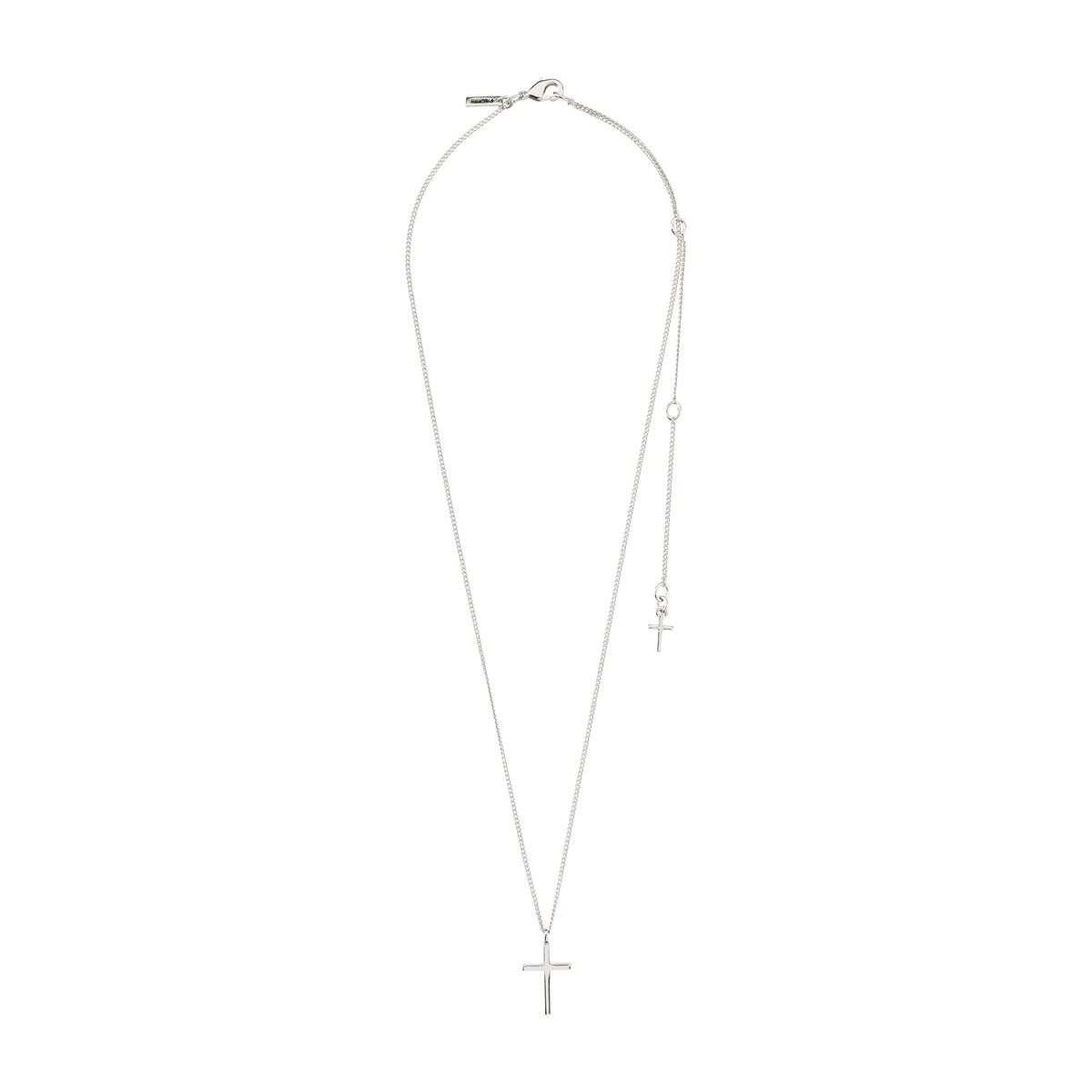 FLYNN necklace silver-plated features a sleek curb chain with a shiny cross pendant, perfect for layering or wearing alone. Made from 99% recycled materials.
