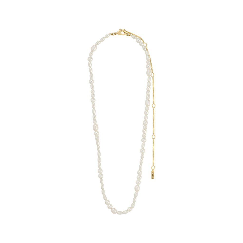 ELLIANA necklace gold-plated with genuine freshwater pearls and mother-of-pearl glass beads, featuring a 40 cm adjustable chain for a chic, modern look.