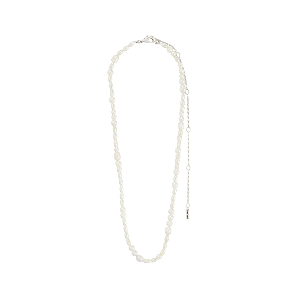 ELLIANA necklace silver-plated featuring genuine freshwater pearls and mother-of-pearl coloured glass beads with a silver clasp, offering a contemporary twist on a classic design.