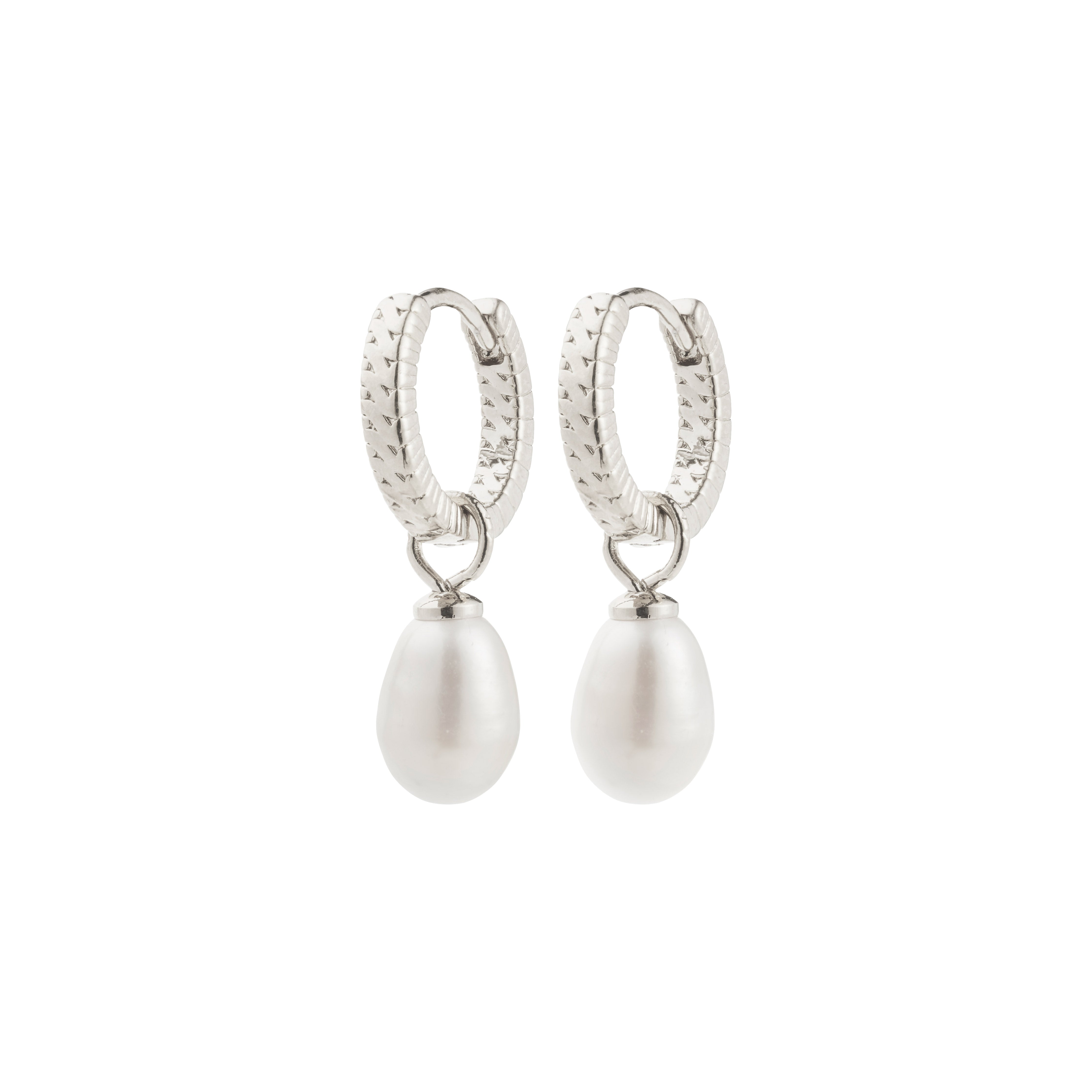 ELLIANA earrings: Silver-plated hoops with braided texture and freshwater pearls, featuring easy click clasps. Versatile, elegant, and perfect for enhancing your style this season.